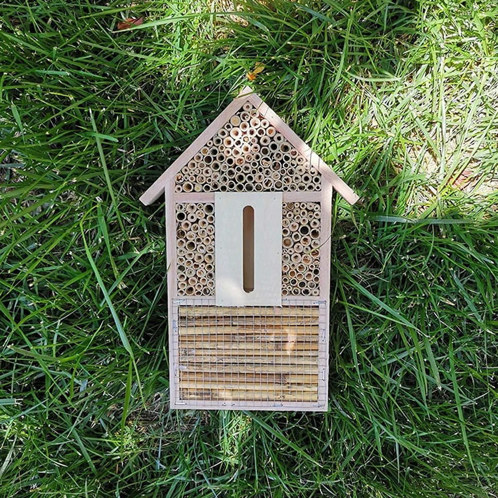 Hoteles de madera multi al aire libre del insecto de la calidad multi del hotel de la casa de la abeja de gran tamaño para Mariposas, escarabajos, colmenar-Tamaño 29,5 x 15 x 4 cm