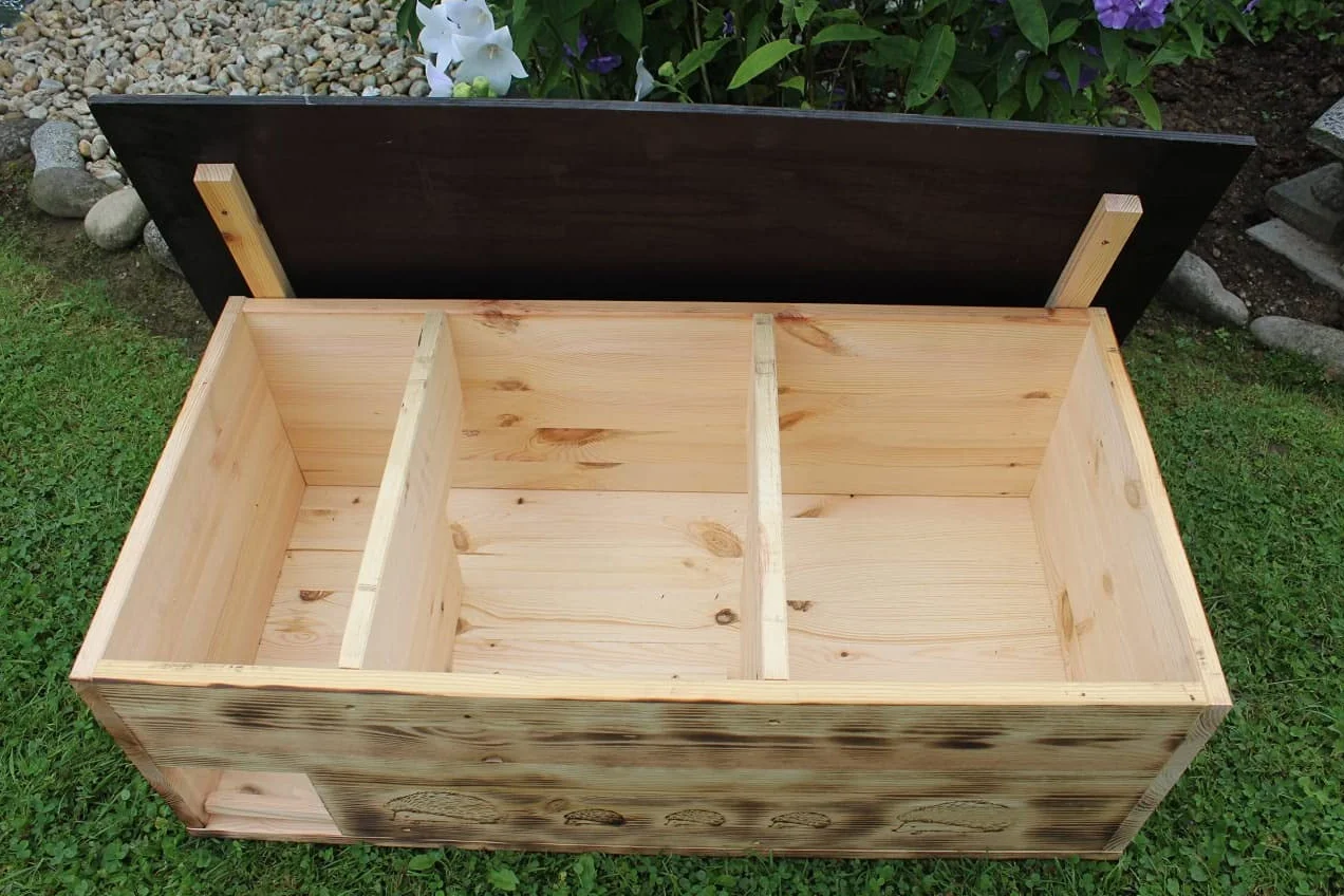 Casa para erizos XXXL (IG6), con entrada de laberinto y puerta para ratas, con suelo y apertura de techo extraíble para facilitar la limpieza, incluye 2 cuencos de alimentación (quemados)