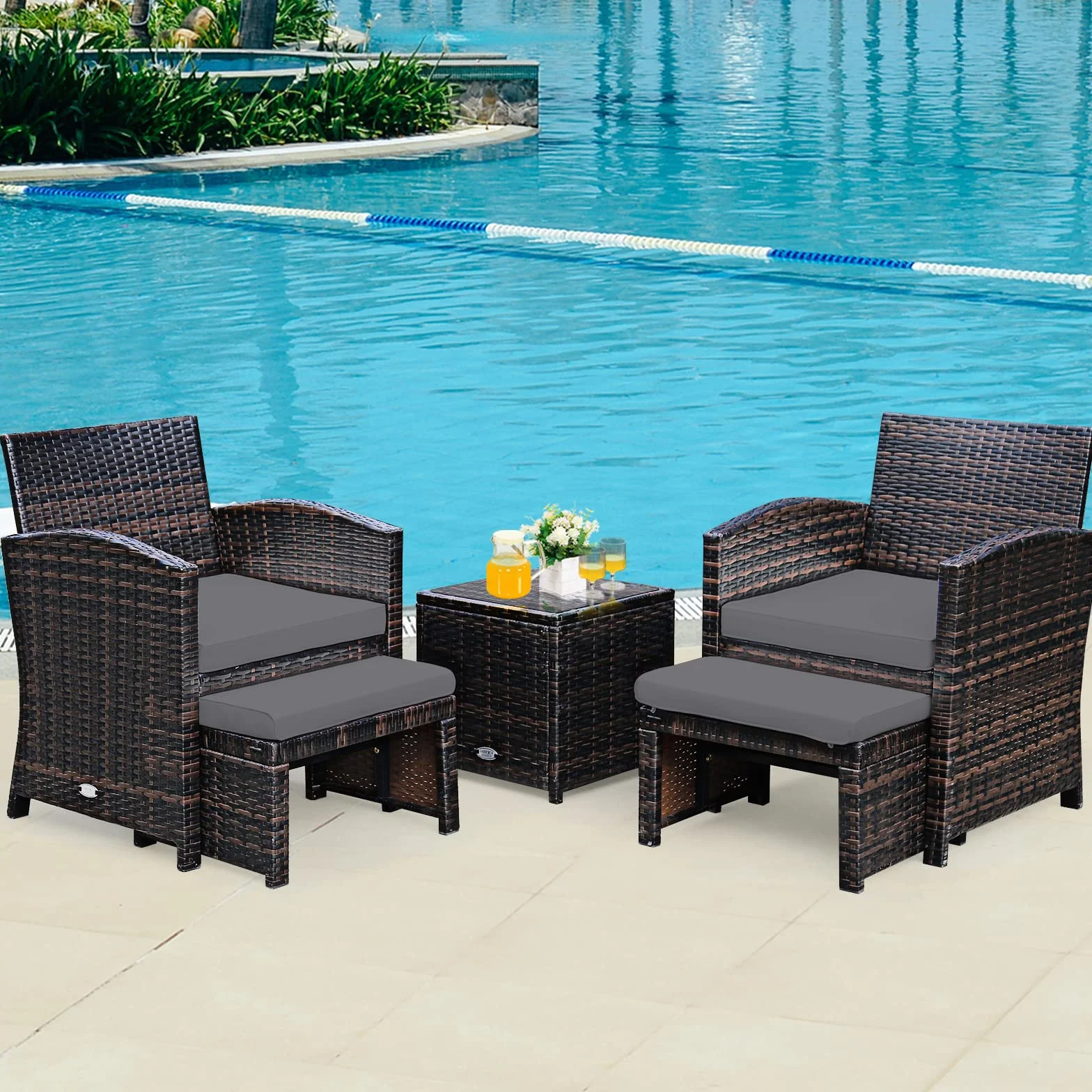 GOPLUS Mobiliario de jardín de 5 piezas, de ratán sintético, conjunto de muebles de jardín compuesto por 1 mesa, 2 sillas y 2 otomanas, cojines con funda extraíble y lavable, bar, terraza (gris)