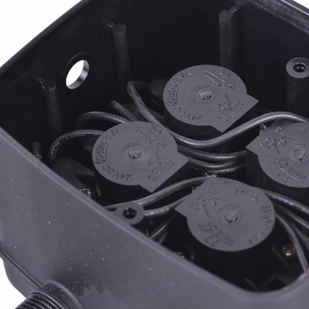 Antelco Ezyvalve - Pozo con 4 electroválvulas de 24 V para riego automático, Negro y Verde