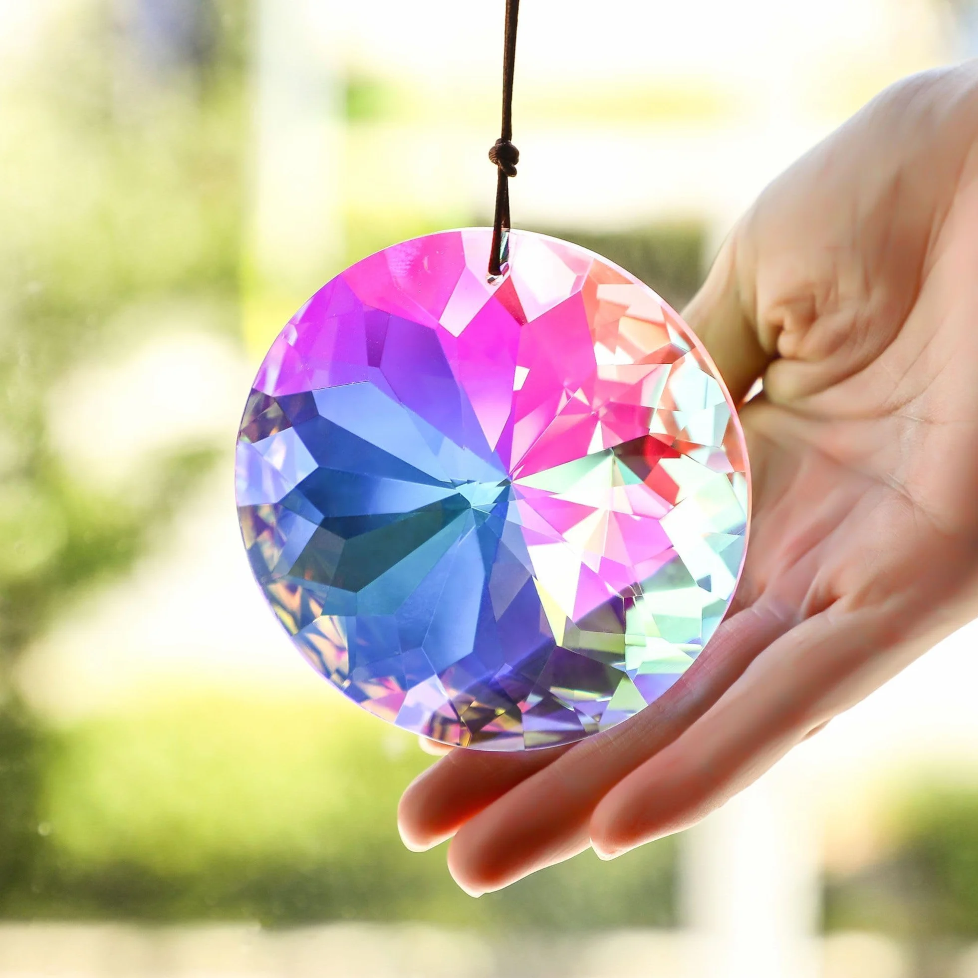 HDCRYSTALGIFTS Cristal atrapador de sol para colgar, 79 mm de tamaño, color AB facetado, prisma para ventana, gran arco iris, colgante de cristal para decoración de jardín y carillón de viento