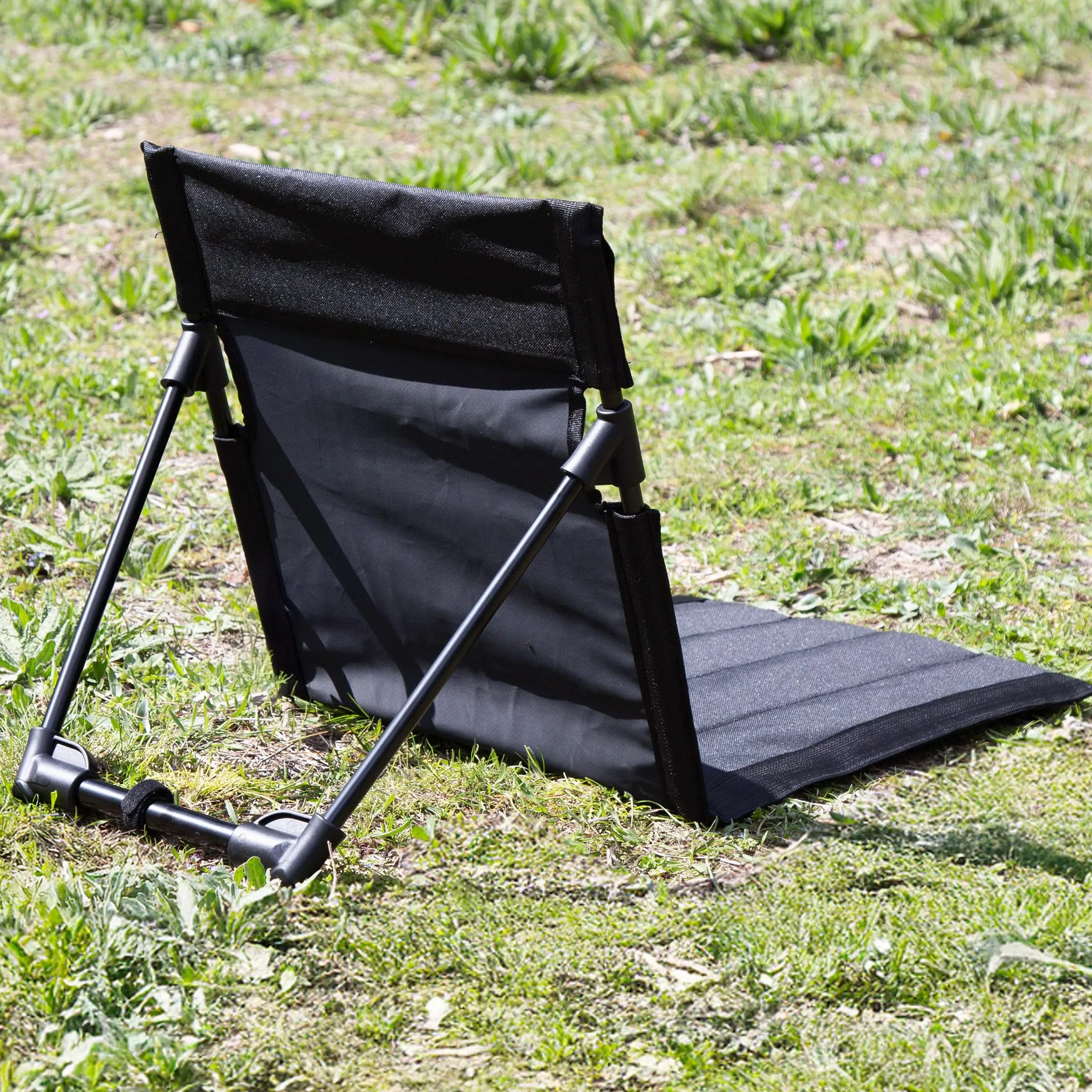 AKTIVE Silla Plegable de Suelo Negra con Respaldo Ajustable y Funda de Transporte, Estructura de Acero y Tejido Oxford, Ligera y compacta, para Camping, Playa y Exteriores (62459)