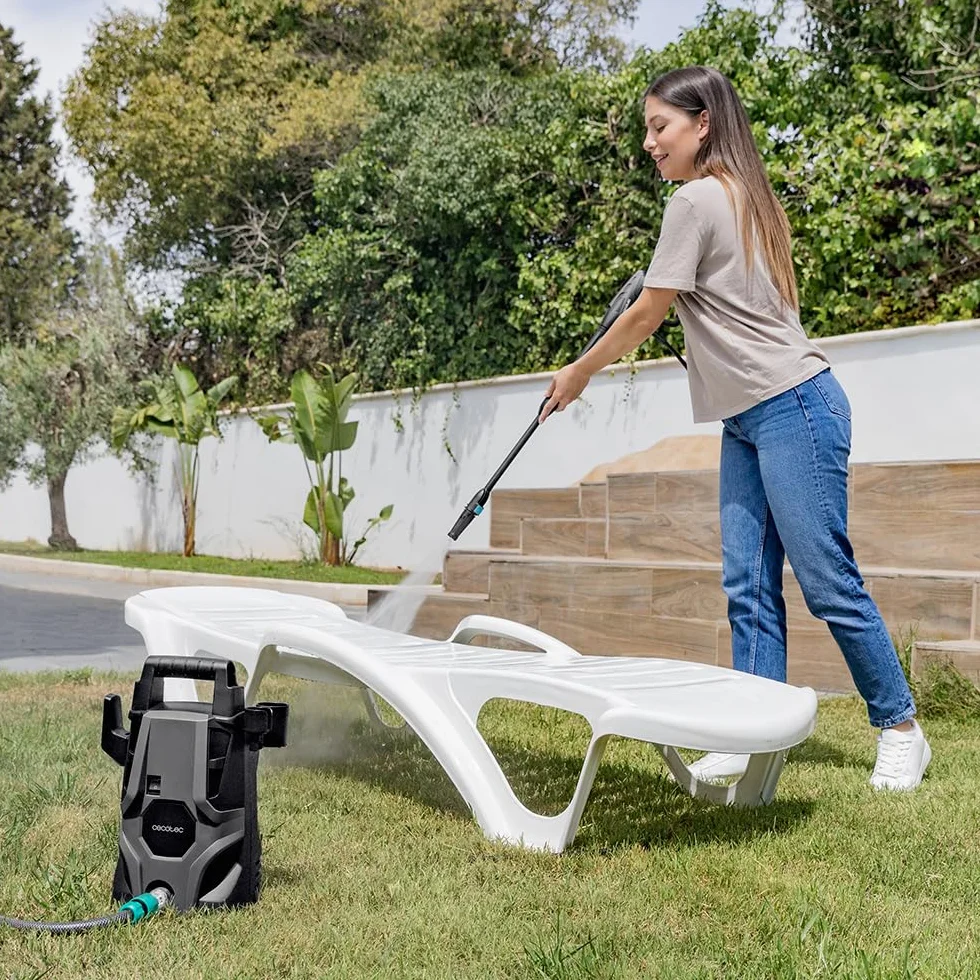 Cecotec Hidrolimpiadora Eléctrica de Alta Presión para Hogar, Jardín o Coche HydroBoost 1400 X-Treme. 1400W, 105Bares, Caudal de 408l/h, Botella Jabón, Bomba de Aluminio, Radio de Acción 9m