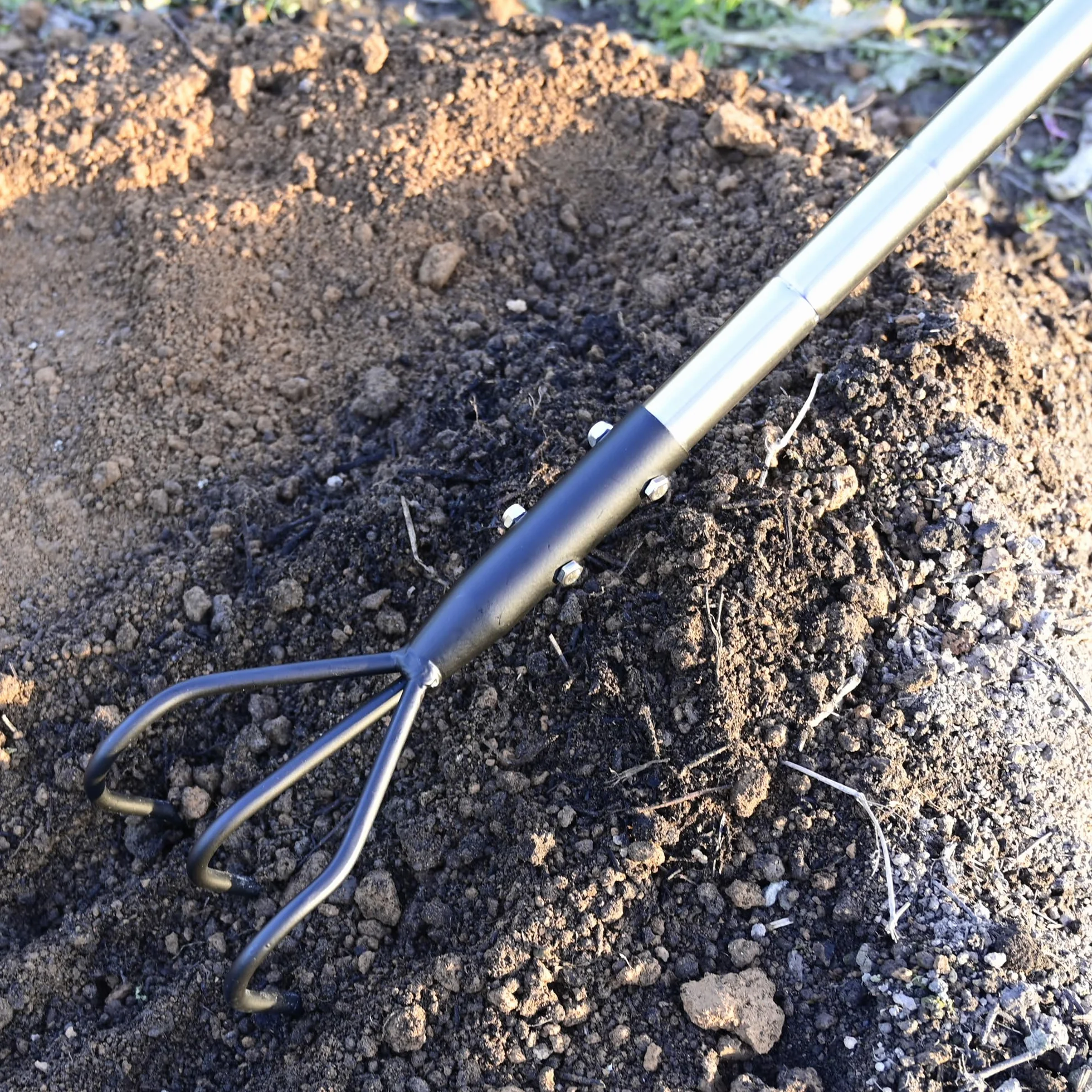 BARAYSTUS Cultivador manual robusto de 145 cm, acero al carbono, longitud ajustable, herramientas de jardín, cultivador de 3 dientes para jardín, aflojamiento del suelo