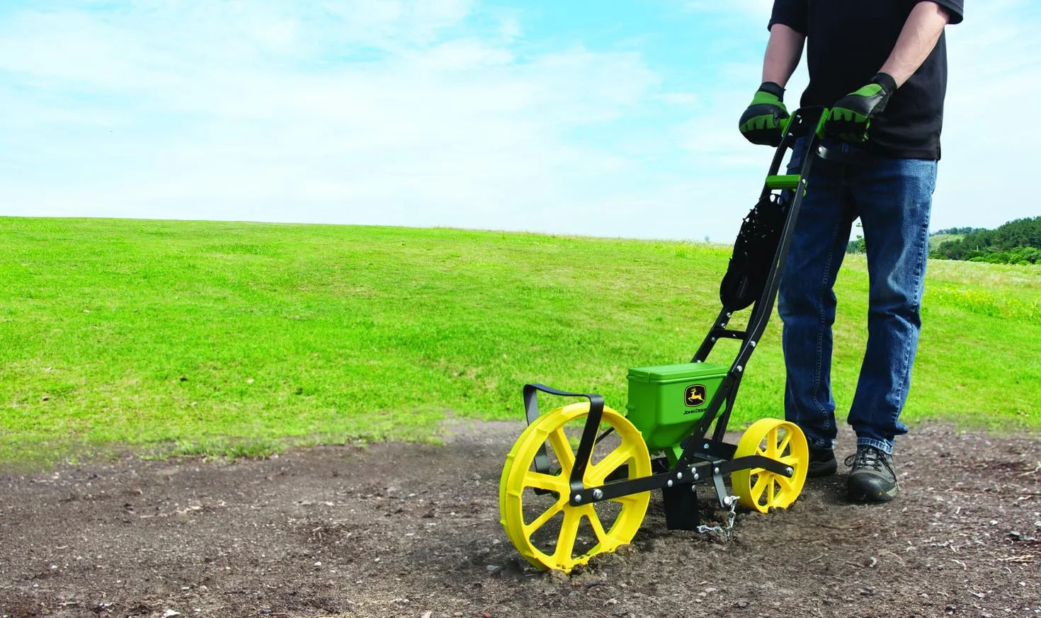 John Deere Sembradora de jardín de 3 Libras con 7 Platos de Semillas, Maceta de maíz Dulce para Uso en Suelo Preparado