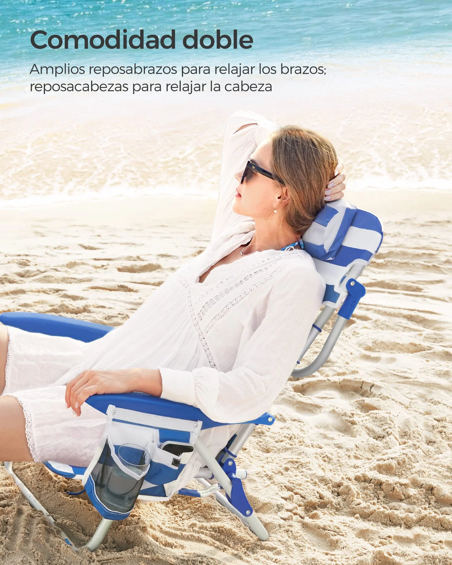 SONGMICS - Silla de Playa, Silla Plegable para Camping, con Correa, Respaldo Ajustable, reposacabezas, apoyabrazos, 2 Fundas Laterales, Azul y Blanco GCB62BU