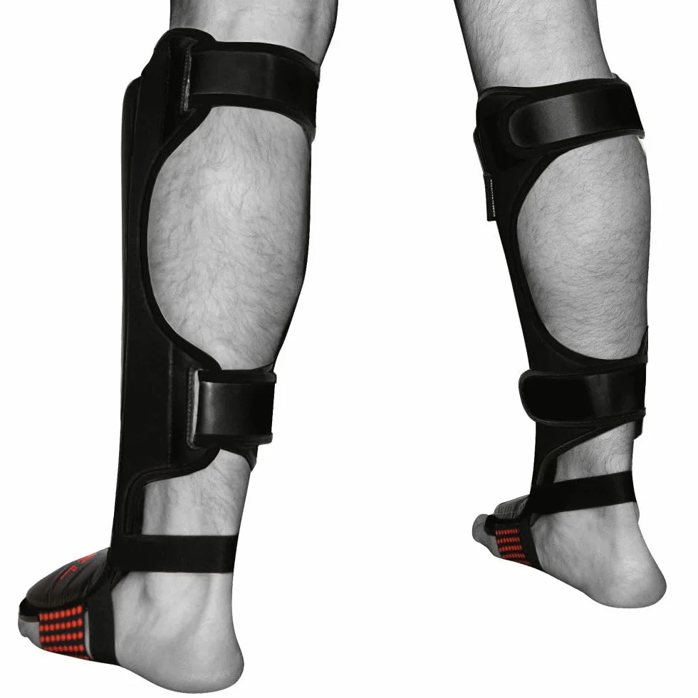 Meister MMA Edge Espinilleras de cuero con acolchado de gel negro pequeño/mediano