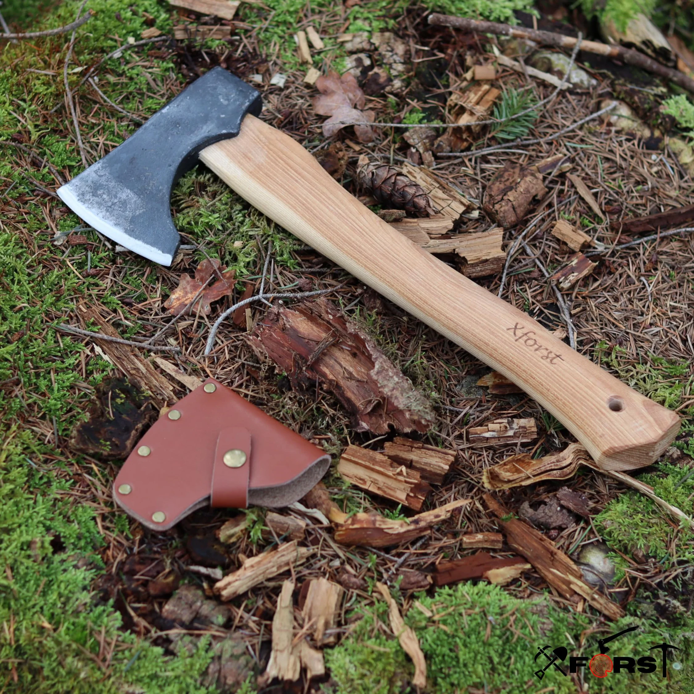 Xforst Hacha, Hachuela con vaina de cuero de acero al carbono forjado afilada, Hacha de mano de supervivencia - Modelo Vikingo X-TA5B