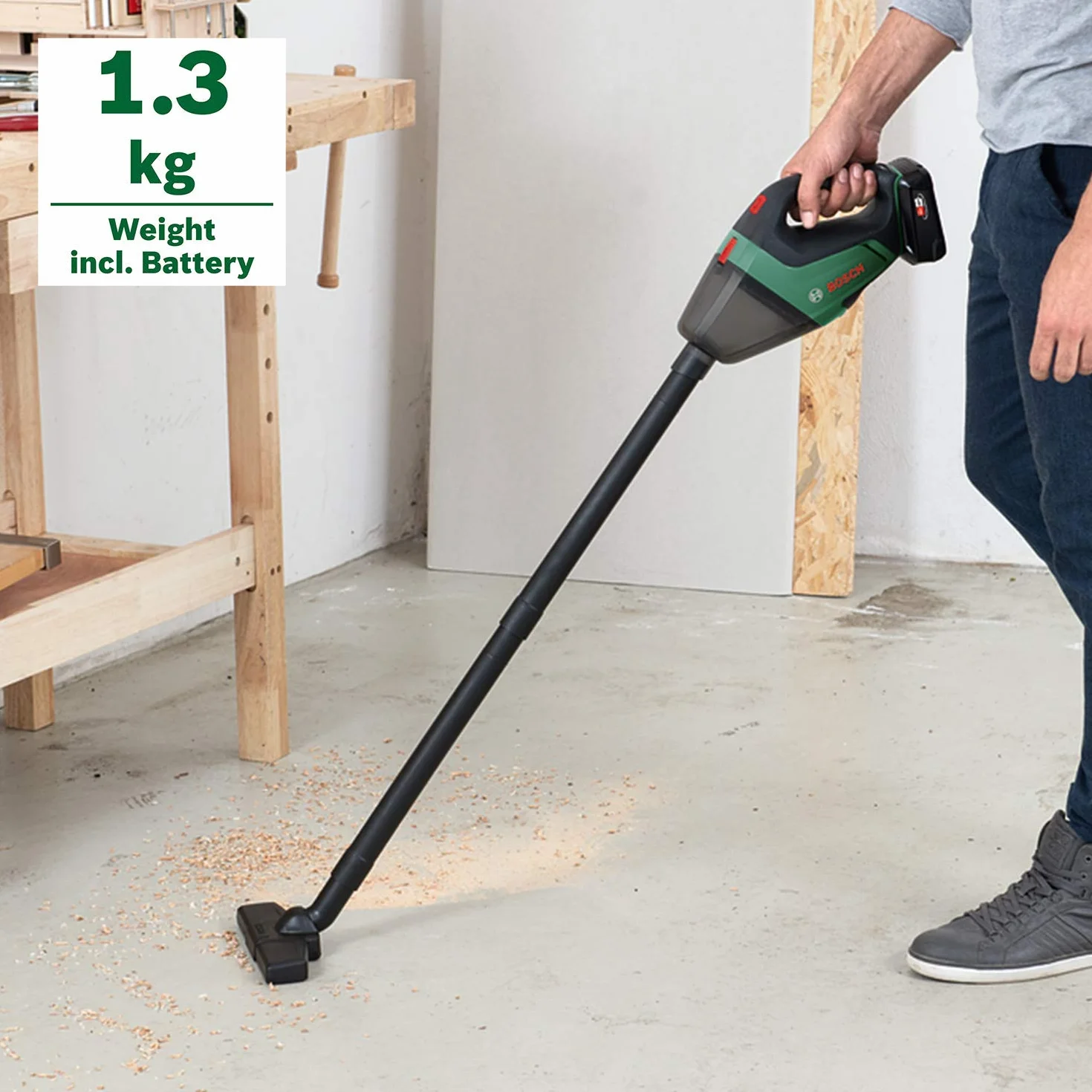 Bosch Aspirador a batería UniversalVac 18 (sin batería, Sistema de 18V, en Caja)