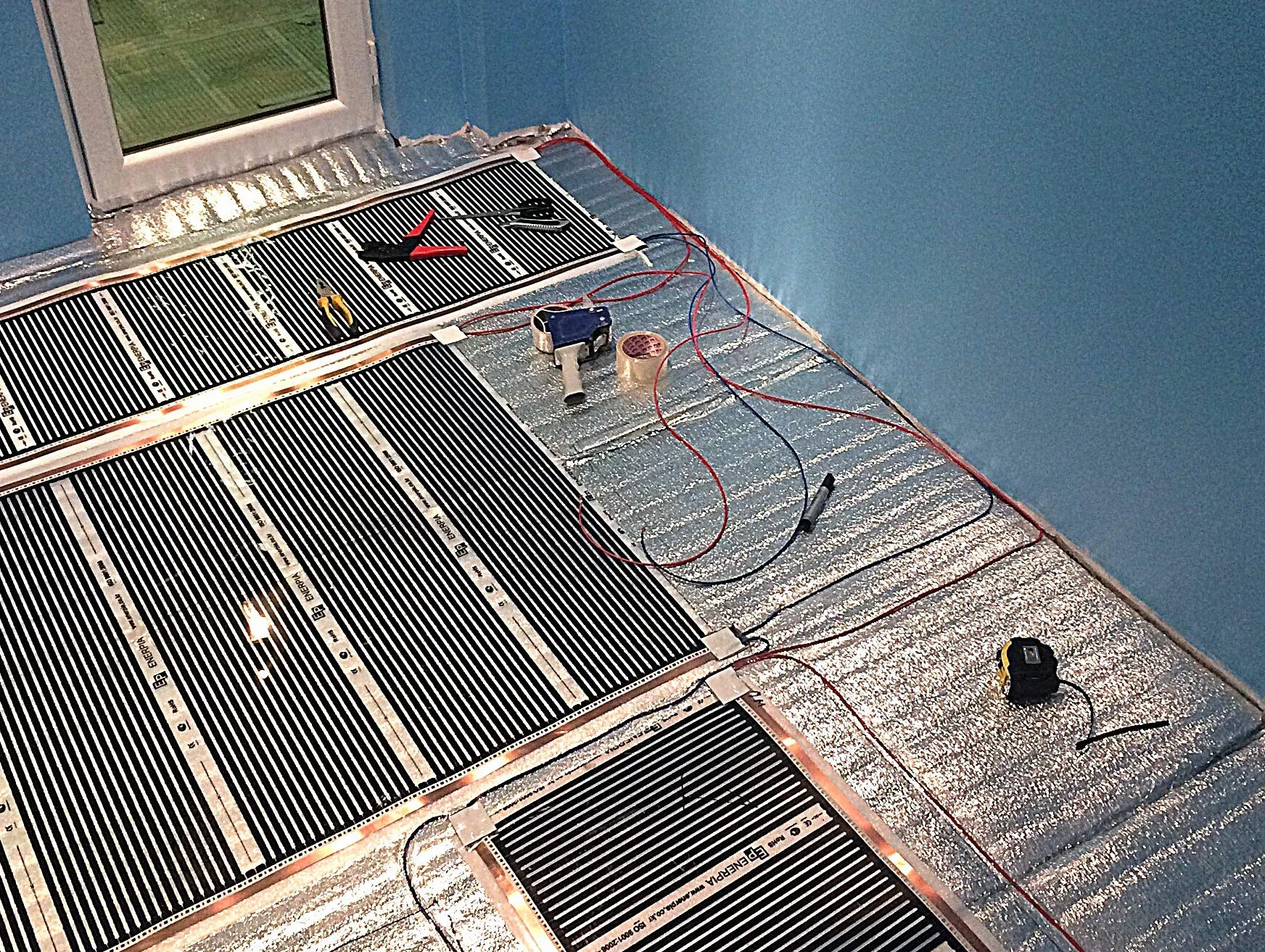 Kit de lámina calefactora Heating Floor 150-220W/m², 230V, Calefacción de suelo, techo, pared | Film radiante | (25m², 220W/m², ancho 80cm)