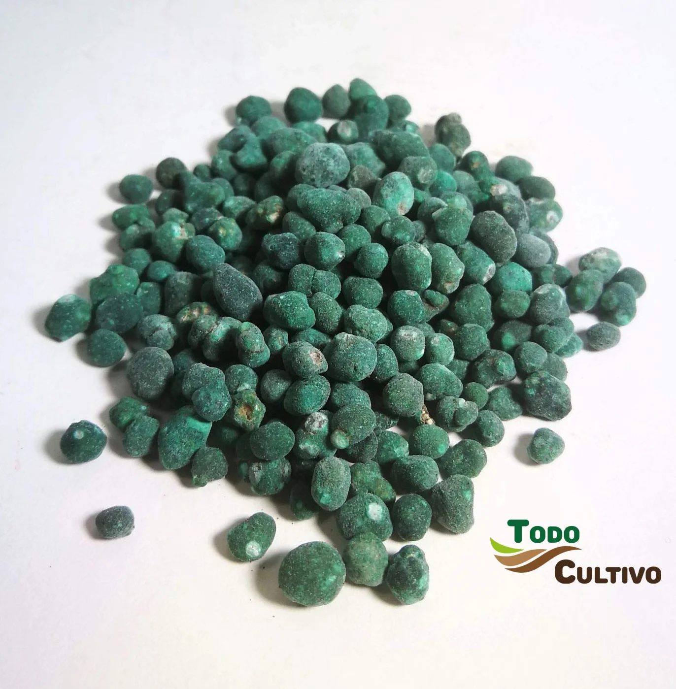 TODOCULTIVO Fertilizante NPK 20-05-10. 1 Kilo. Indicado para el Uso en frutales de Hueso y Frutos de cascara como Almendro, Pistacho, Olivo, avellano y Nogal.