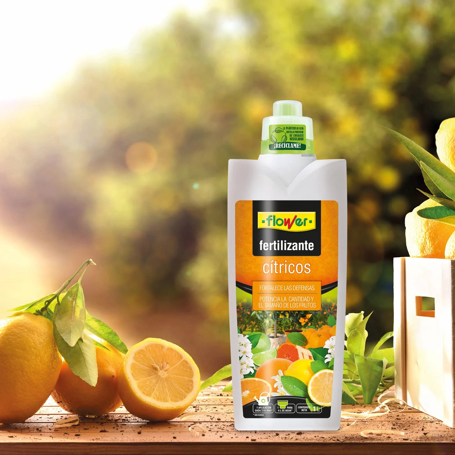 Flower - Fertilizante Líquido Cítricos 1 L | NPK 7-2-2 | Con Nitrógeno y Hierro | Abono Para Árboles Frutales | Con Tapón Dosificador | Revitaliza hojas