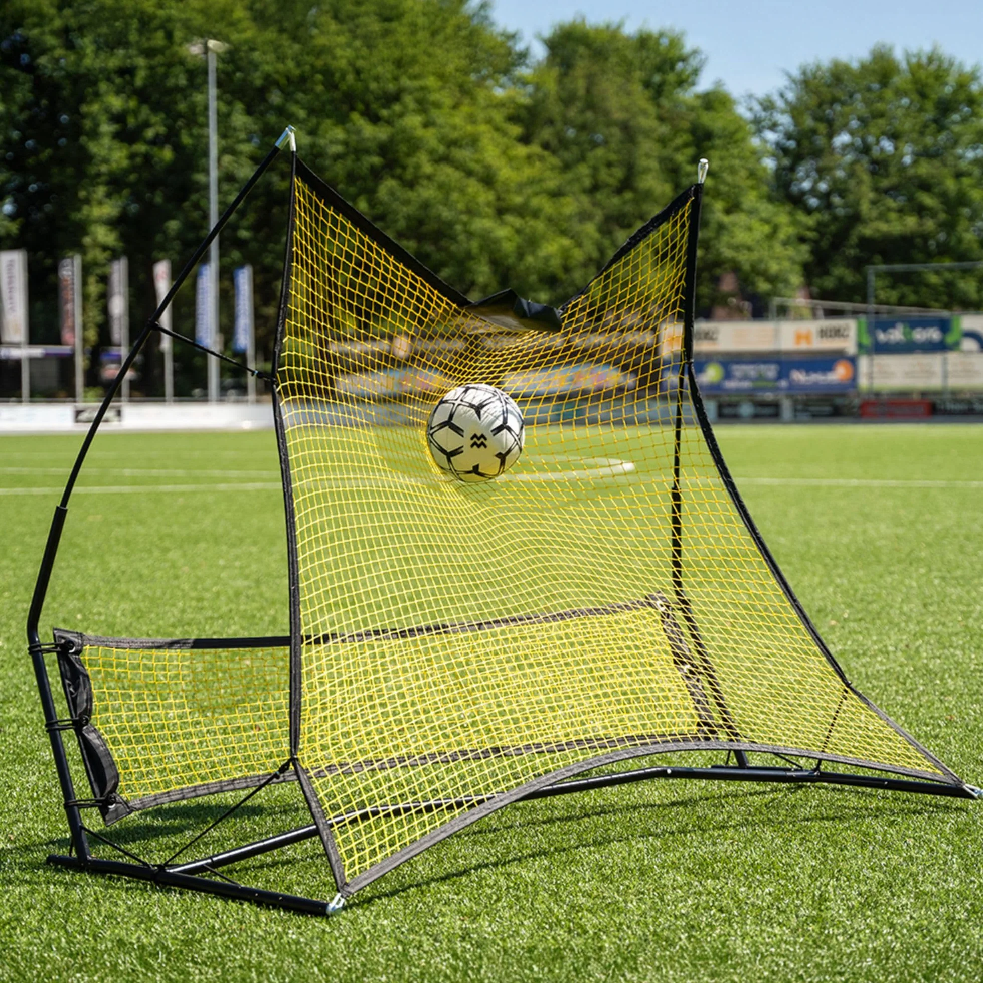 MATCHU 2-en-1 Fútbol Rebounder Kickback 183 x 130 cm Negro Amarillo