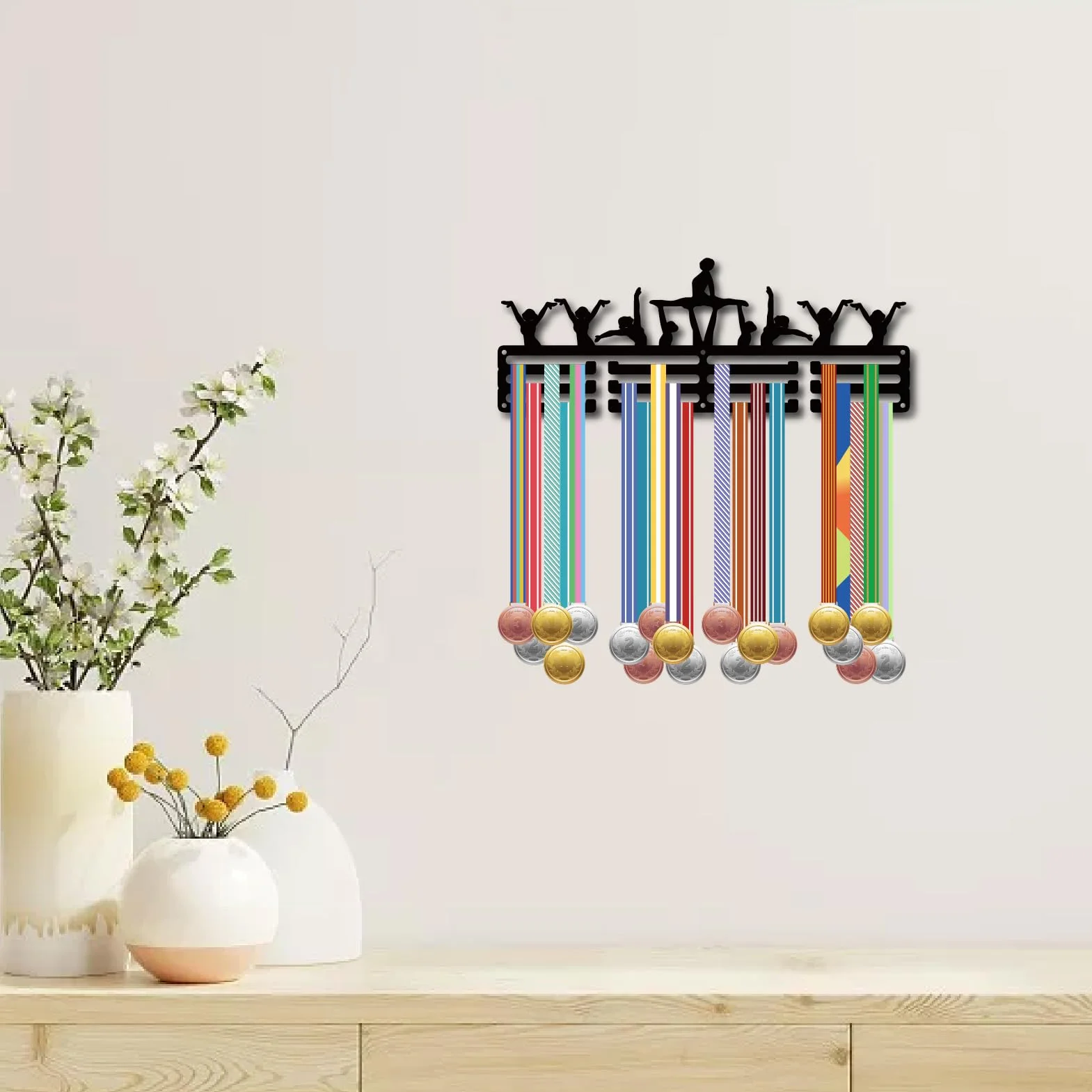 CREATCABIN Soporte para Medallas de Natación Sincronizada, Colgador de Pared de Hierro, 3 Líneas con Ganchos