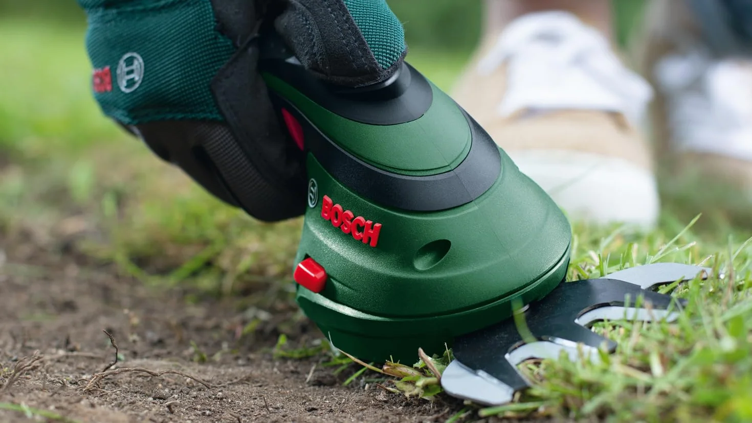 Bosch Set de Tijeras Cortacésped a Batería Isio | 3.6 V, Longitud de Cuchilla 12 cm, Distancia entre Cuchillas 8 mm