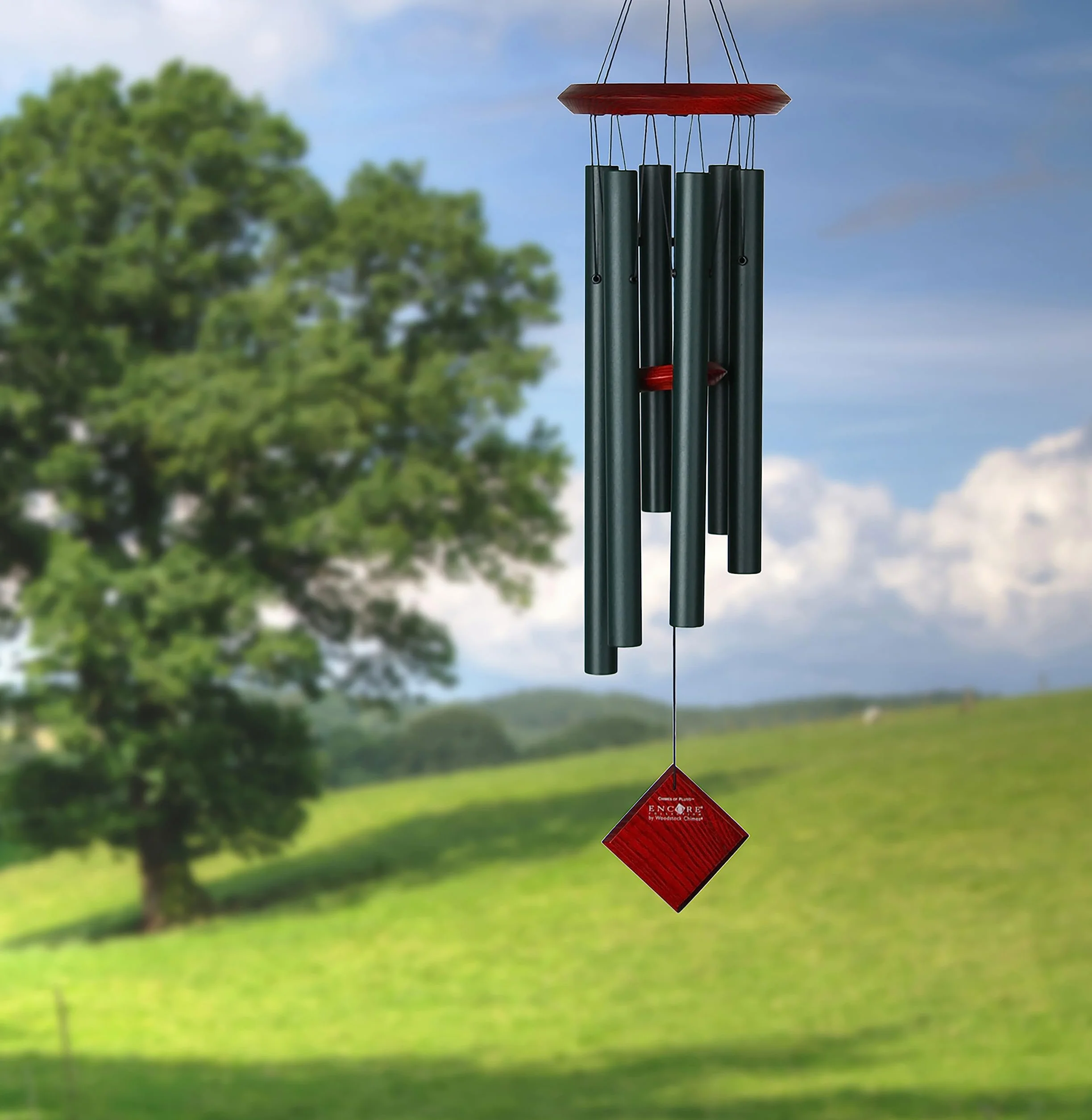 Woodstock Chimes Encore Plutón Verde Carrillón para Jardín - 6 Tubos Afinados Color Verde