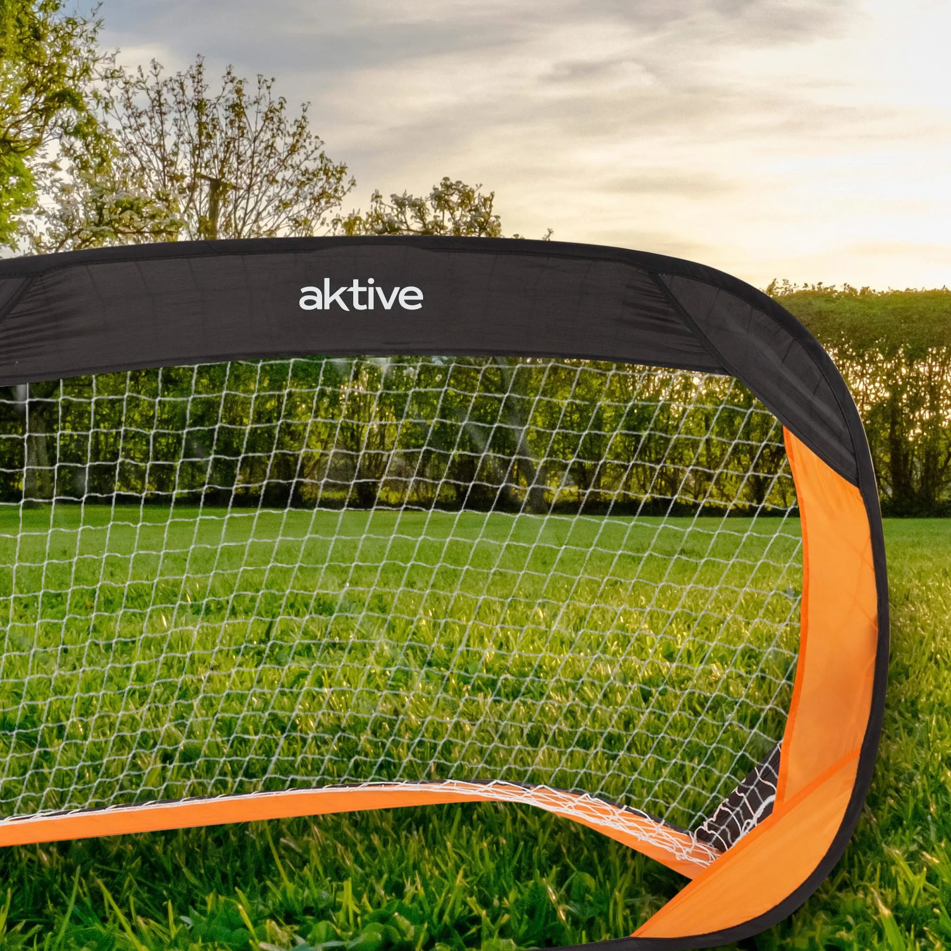 AKTIVE Set 2 plegables porterías de fútbol para niños 120x80x80 cm negro naranja