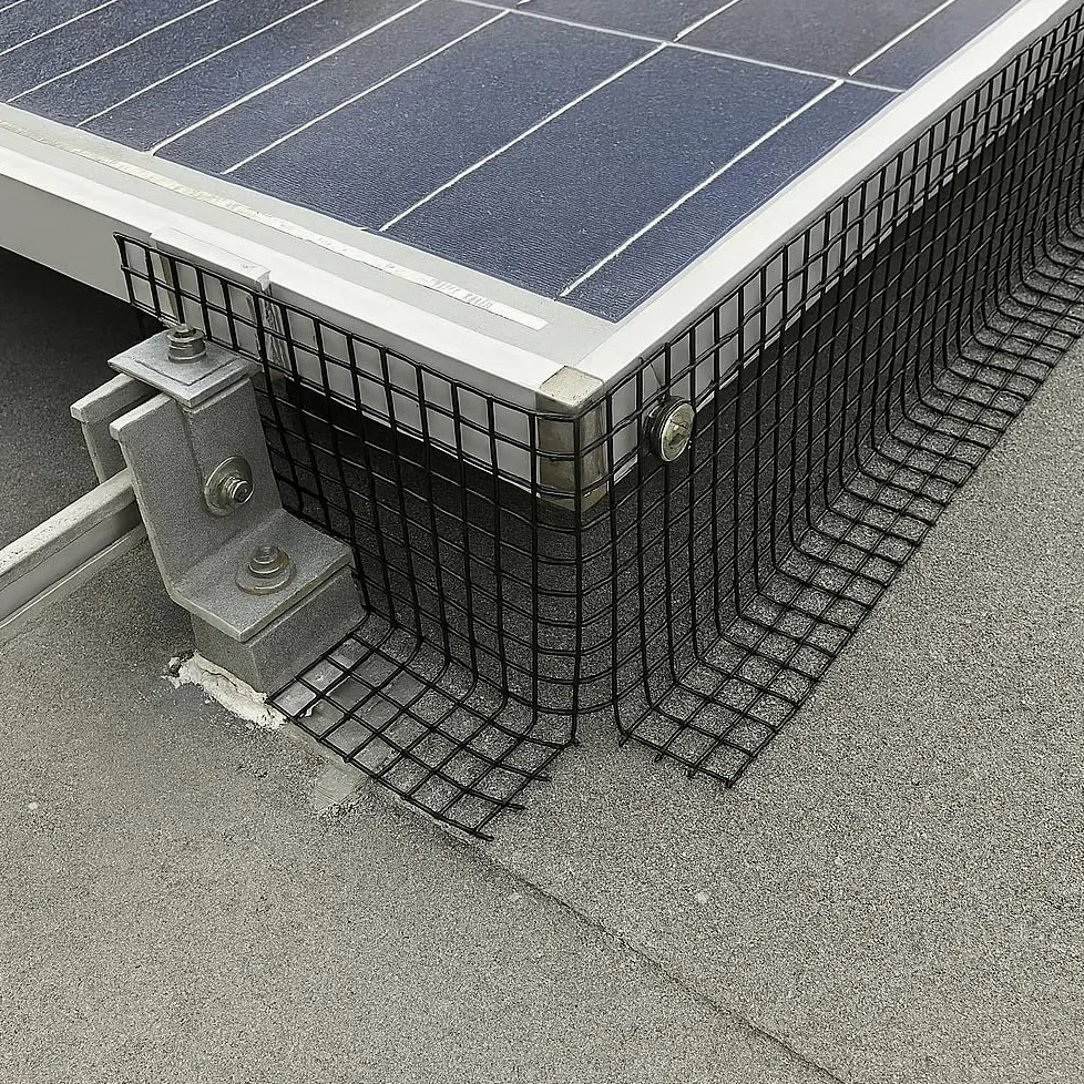 Offgridtec Rejilla Protectora de 30 m, Robusta construcción de Malla de Alambre con 100 Ganchos de fijación, protección eficaz para Paneles solares contra pájaros y Animales pequeños, Duradera y