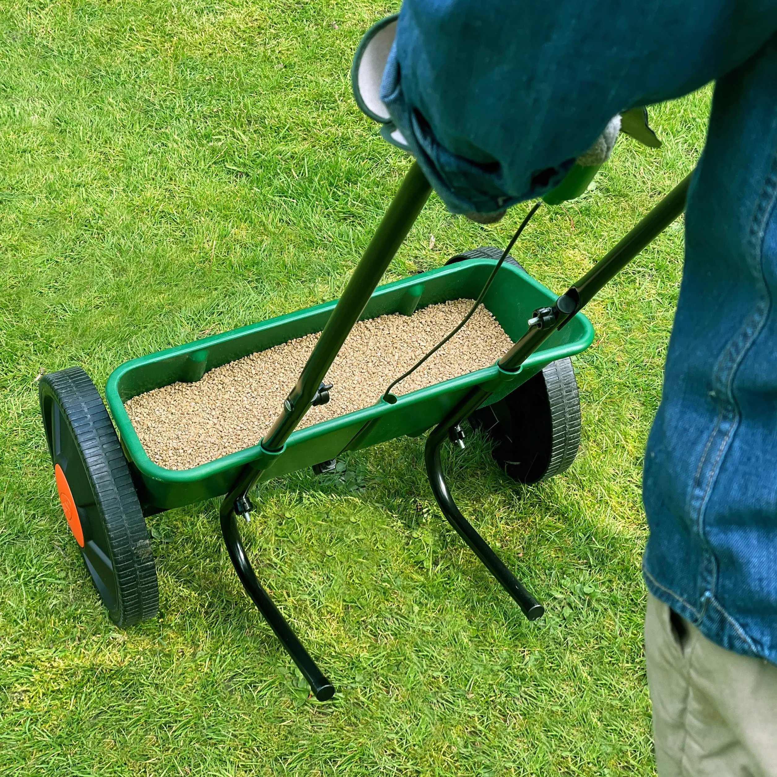 Miracle-Gro Esparcidor de semillas de césped
