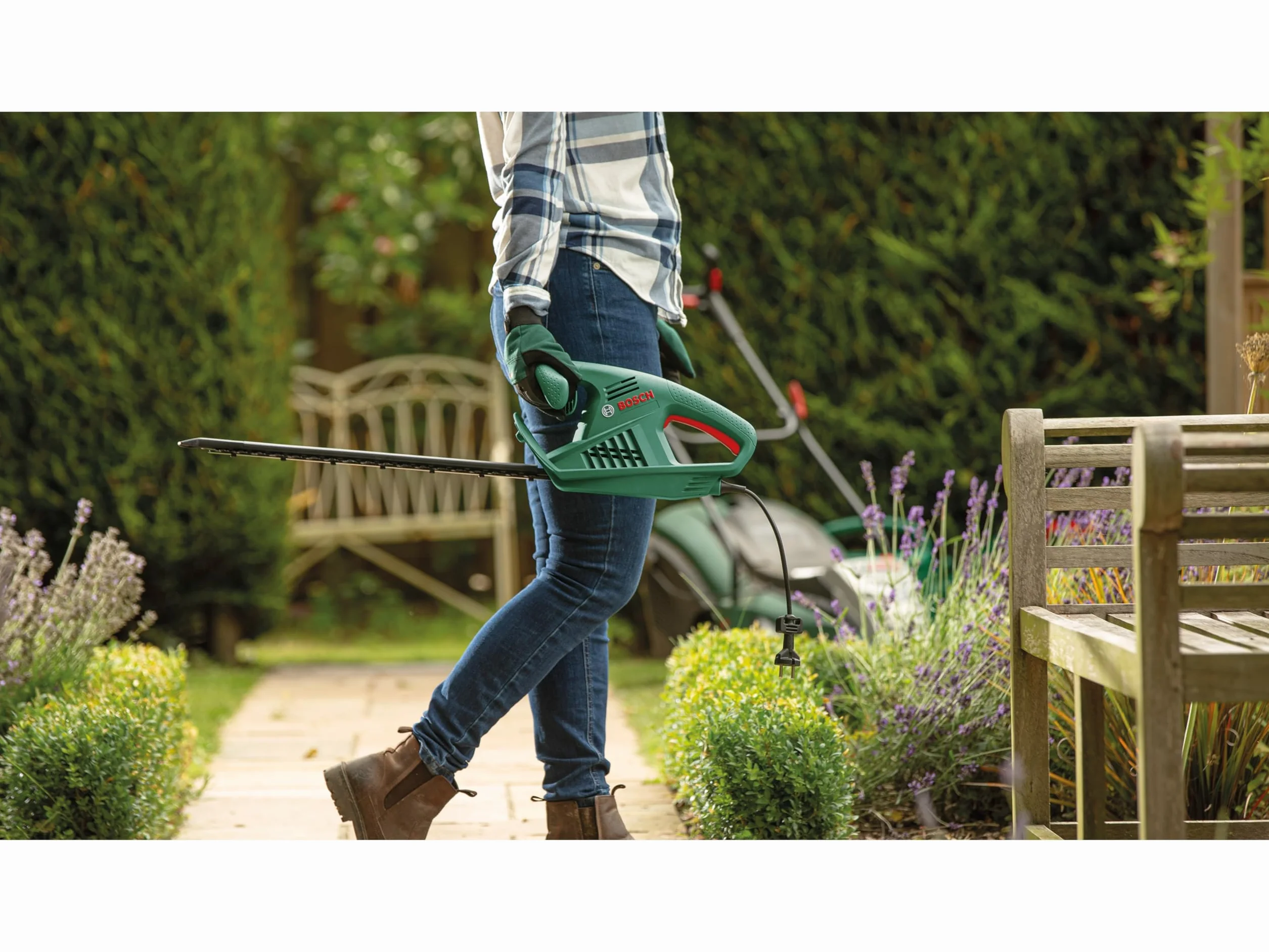 Bosch Tijeras cortasetos eléctrico EasyHedgeCut 45 (420 W, longitud de la cuchilla de 45 cm, embalaje en caja)