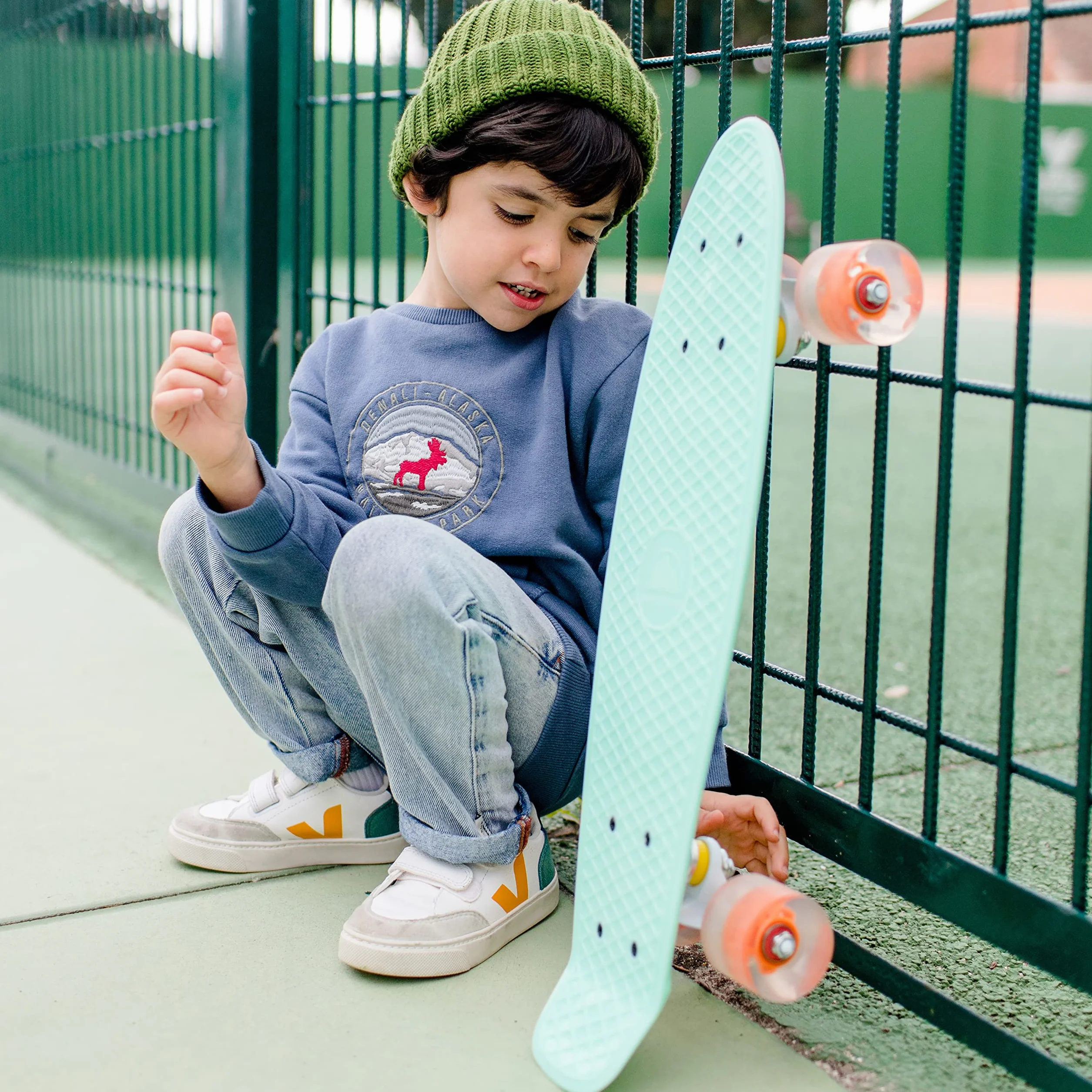 Sawyer Bikes Monopatin Skateboard con Ruedas LED para Niños y Adolescentes