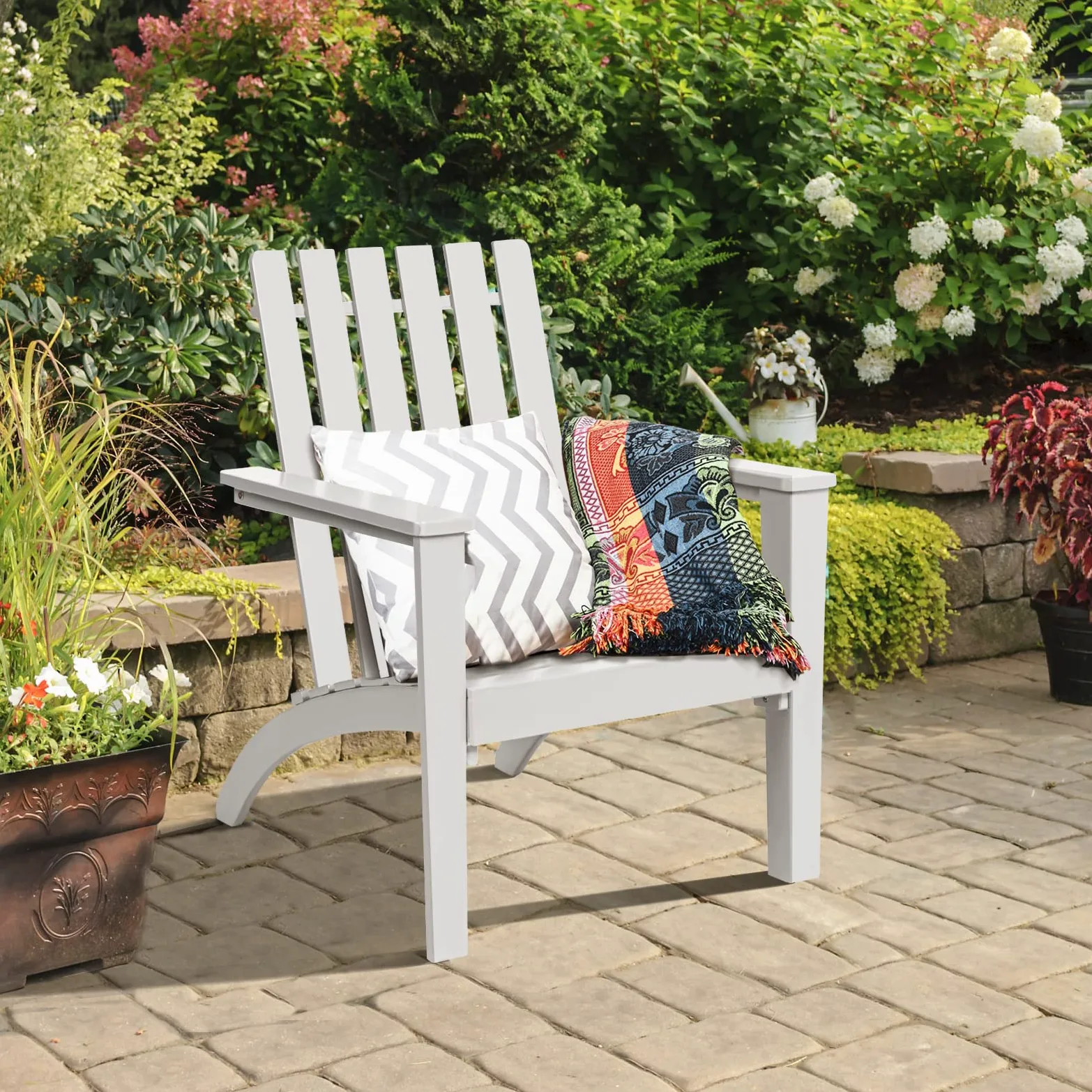 KOMFOTTEU Silla Adirondack de Madera de Acacia, Silla de Jardín con Respaldo y Reposabrazos, Sillón Ergonómica con Carga de hasta 160 kg, Silla de Relajación para Balcón, Terraza (Blanco)
