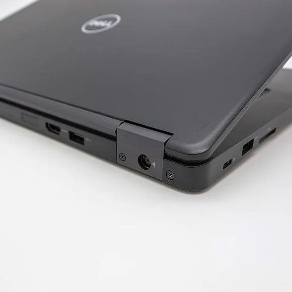 Dell Latitude 5480 14" Full HD i5 16GB RAM 256GB SSD M.2 Laptop empresarial Windows 11 Pro Reacondicionado