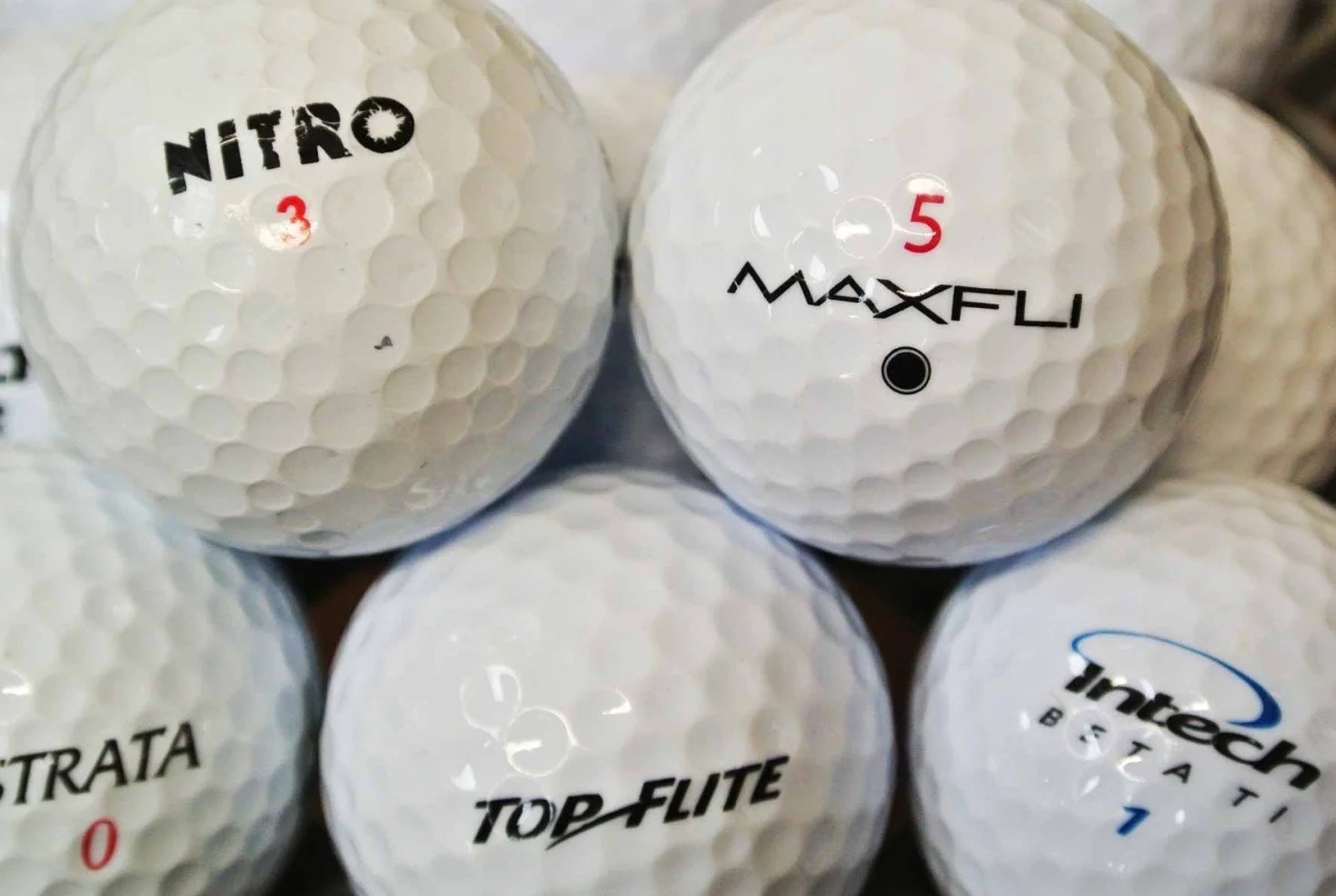 Marcas Pelotas de Golf Recuperadas Lake Balls Calidad AAA AA A B Grade Bolsa de Red