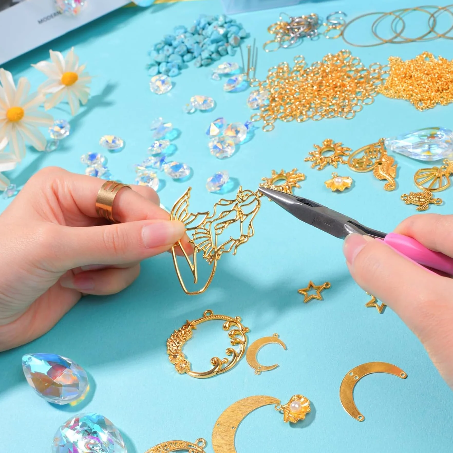 VEEKAY Atrapasoles Cristal Colgante,425 Piezas DIY Kits para Hacer atrapasoles,DIY Bola de Cristal Prisma con Cuentas/Cadenas/Anillos,Colgante de Cristal Arcoíris para Ventana Jardin Fiesta Decor