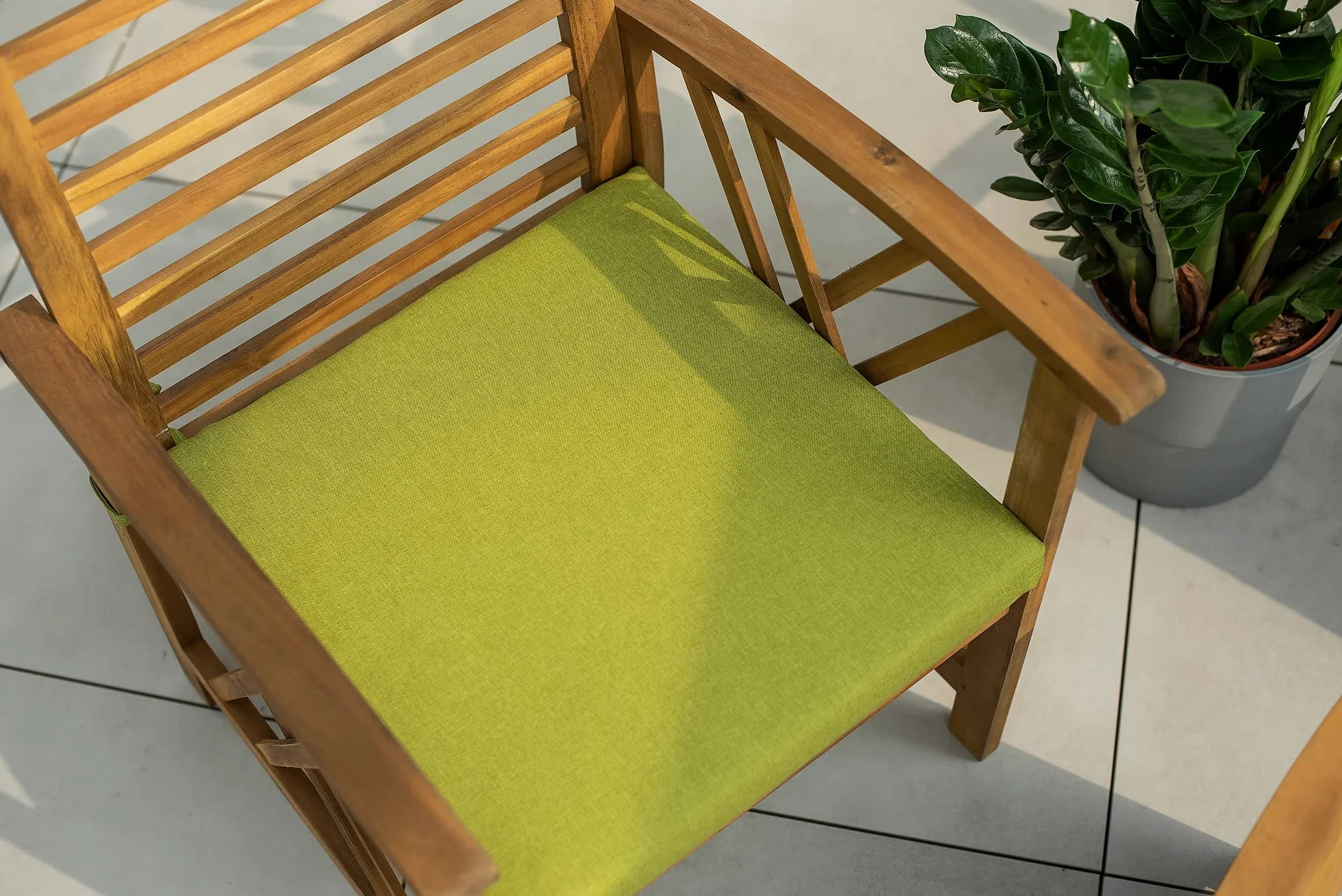 Chilly Pilley Cojín para Silla con Funda Extraíble y Cremallera - Juego de 4 Cojines para Asiento de Jardín (45x45x5, Negro)