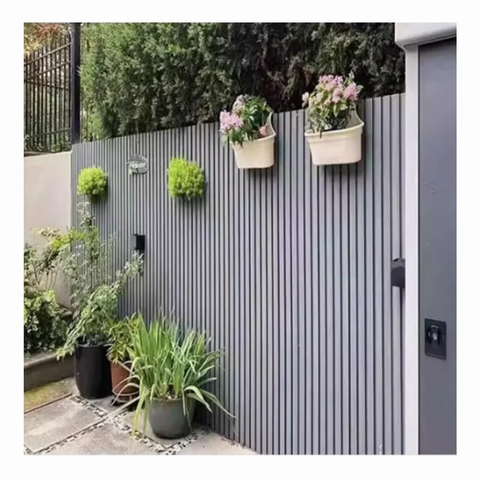 Paneles de valla de composite de plástico de madera, panel de pared 3D en laminado exterior para balcón, barrera de vallado de decoración de pared exterior