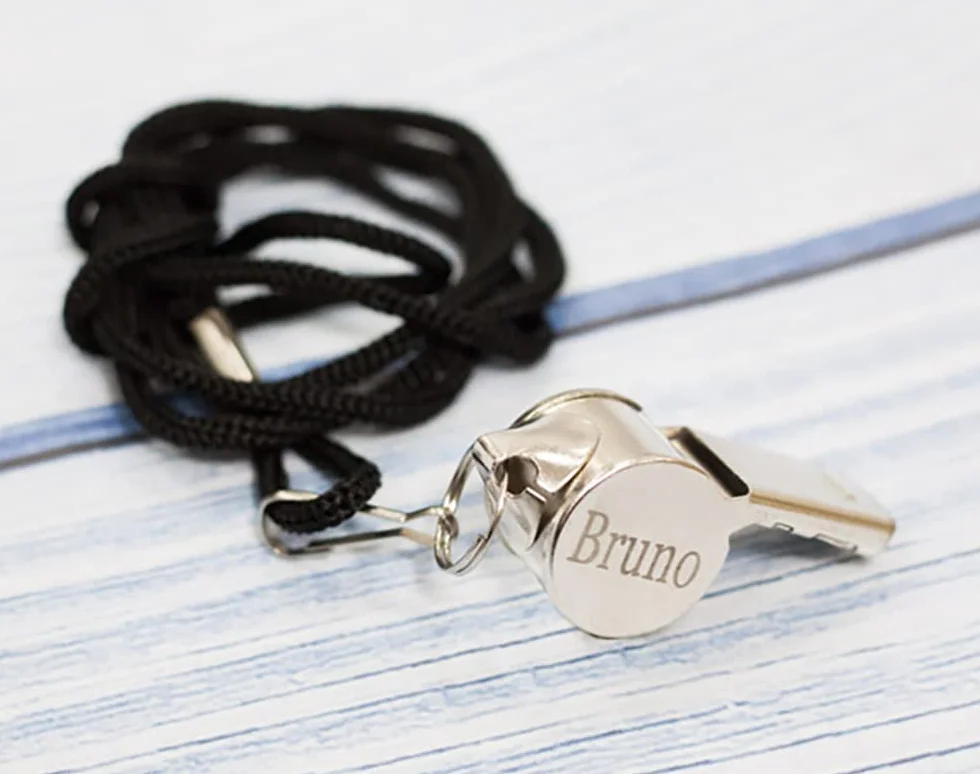 Silbato Regalo Original Personalizado con tu Nombre para Árbitros Fútbol Baloncesto
