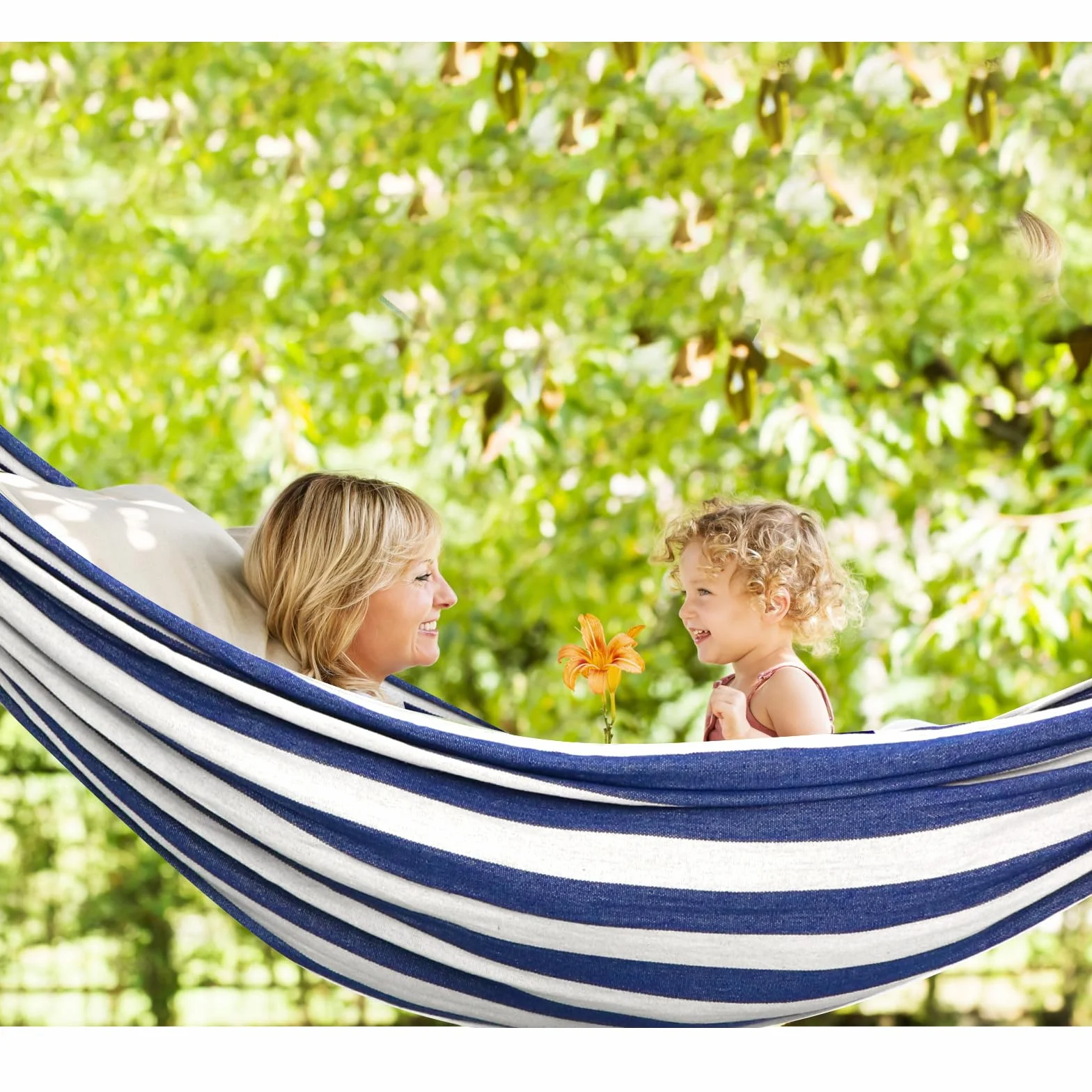 Chihee Hamaca de algodón Gran Hamaca de Camping Suave y Transpirable Soporta hasta 300KG Hamacas de árbol portátil con Barra separadora Desmontable Almohada 2 Webbings Fuerte 2 mosquetones