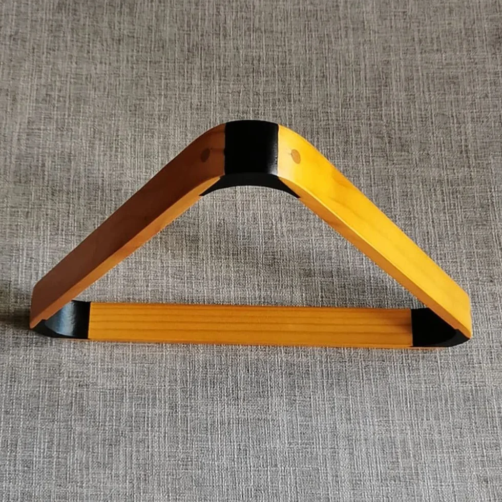 Soporte Triangular Sólido para Bolas de Billar PRATYAHARA