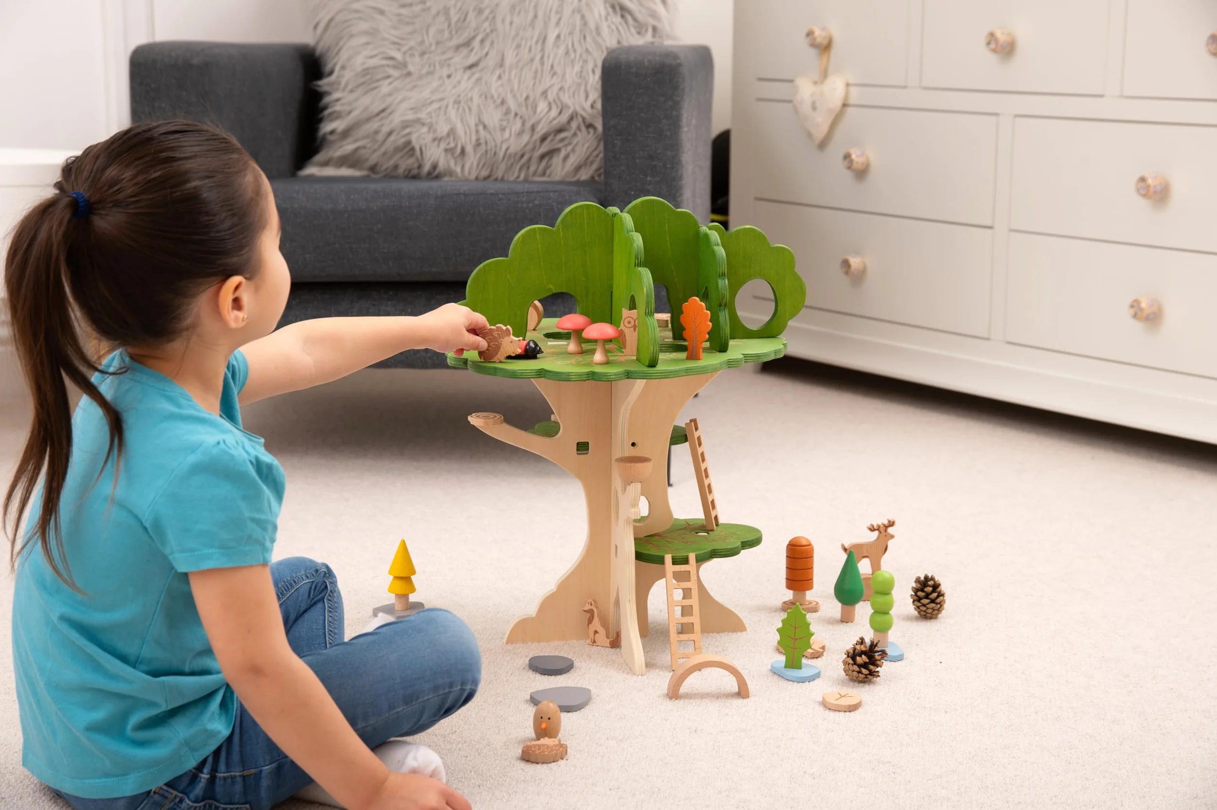 Tickit 74059 Woodland Trail Tree House – Wooden Treehouse – Playhouse – Small World Play
