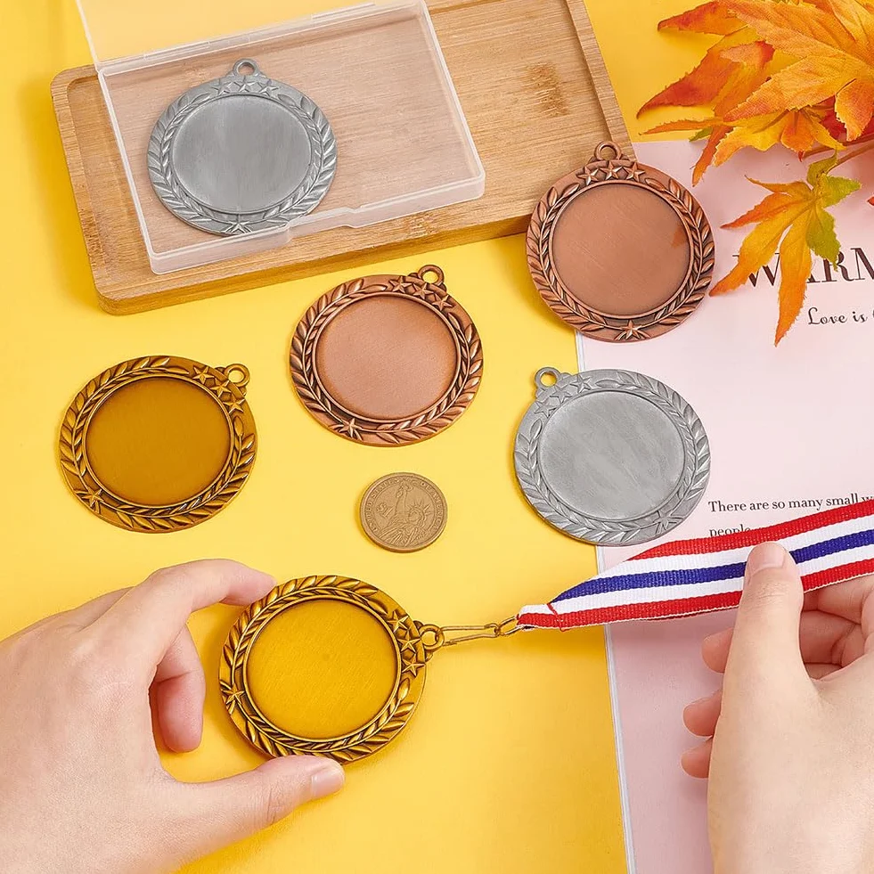FINGERINSPIRE Juego de 6 medallas de recompensa doradas plateadas redondas diseño trigo