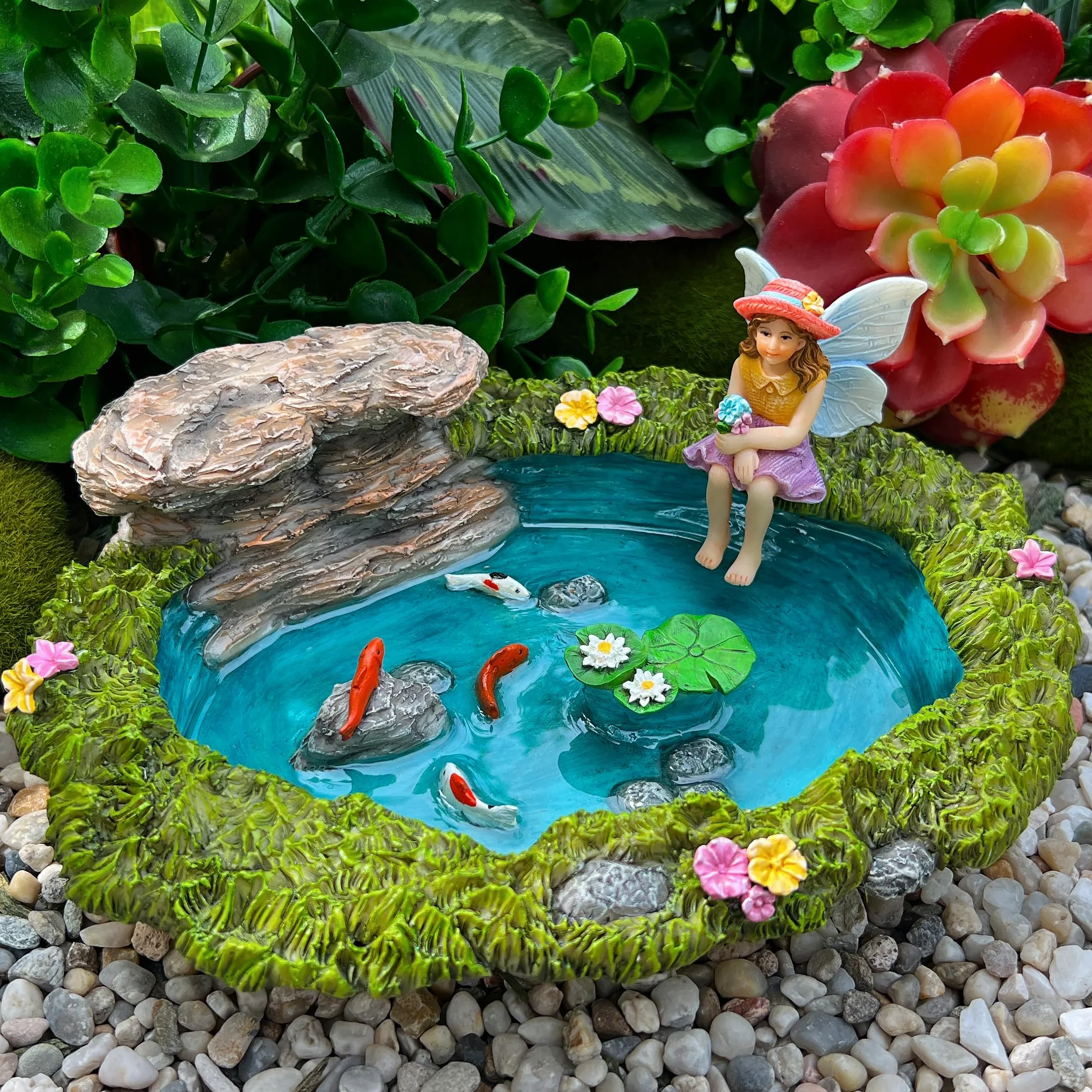 Mood Lab Fairy Garden – Estanque de peces en miniatura y kit de figuras de hadas, juego de 2 piezas de accesorios de jardín, decoración para exteriores o casa