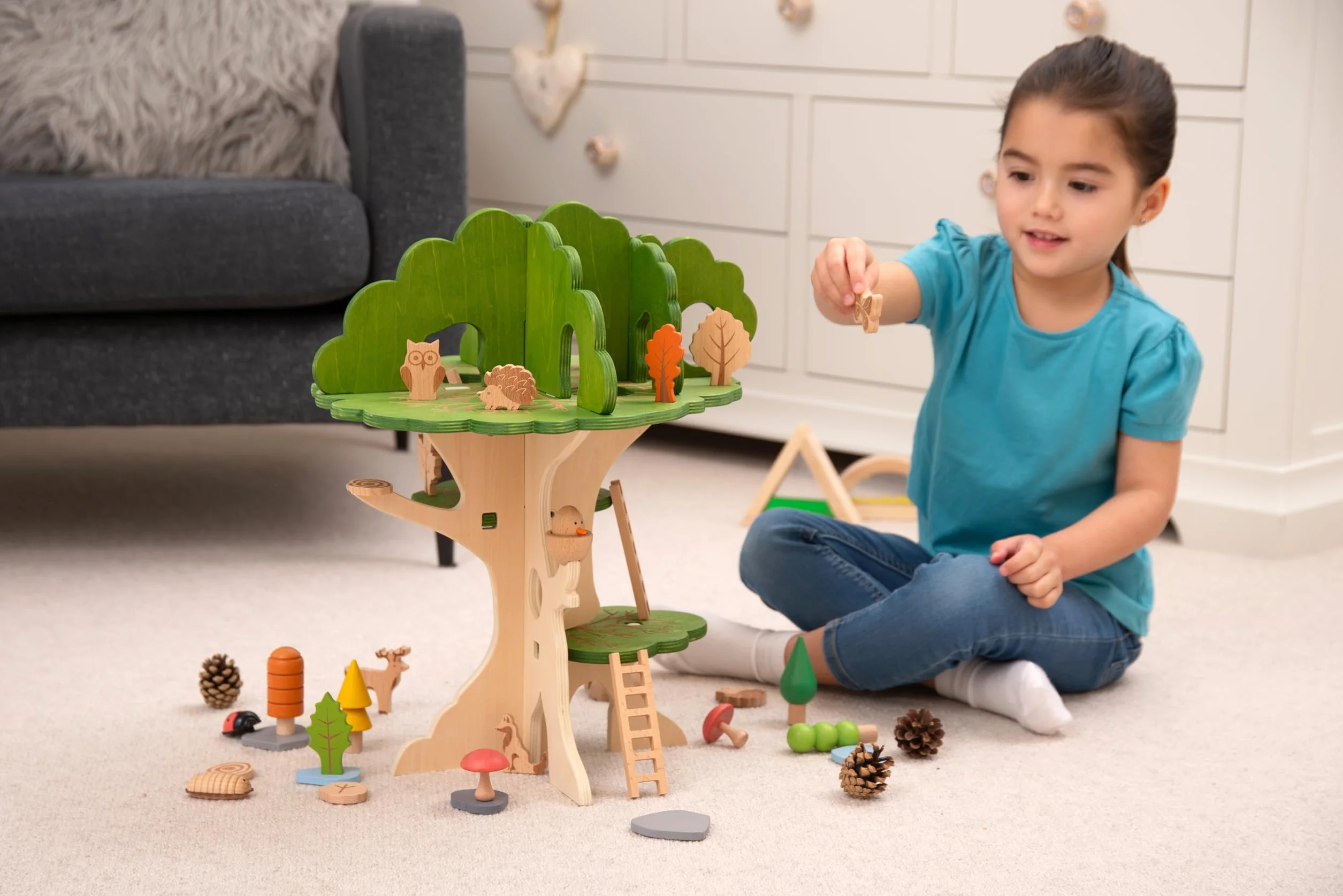 Tickit 74059 Woodland Trail Tree House – Wooden Treehouse – Playhouse – Small World Play