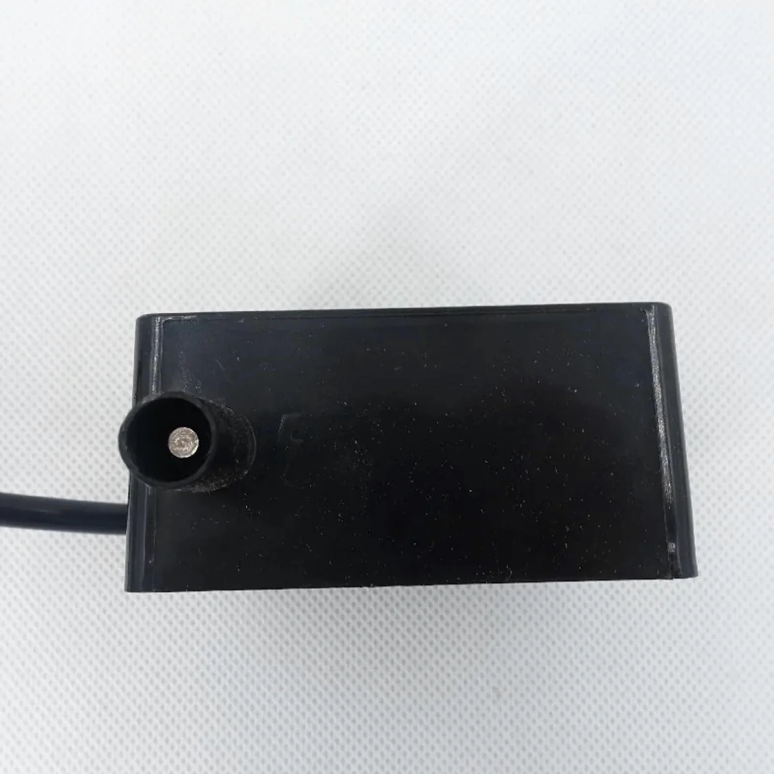 Encendedor de Quemador de Gas de Encendido de un Solo electrodo de Alto Voltaje con una Salida for Gas licuado XT18BL