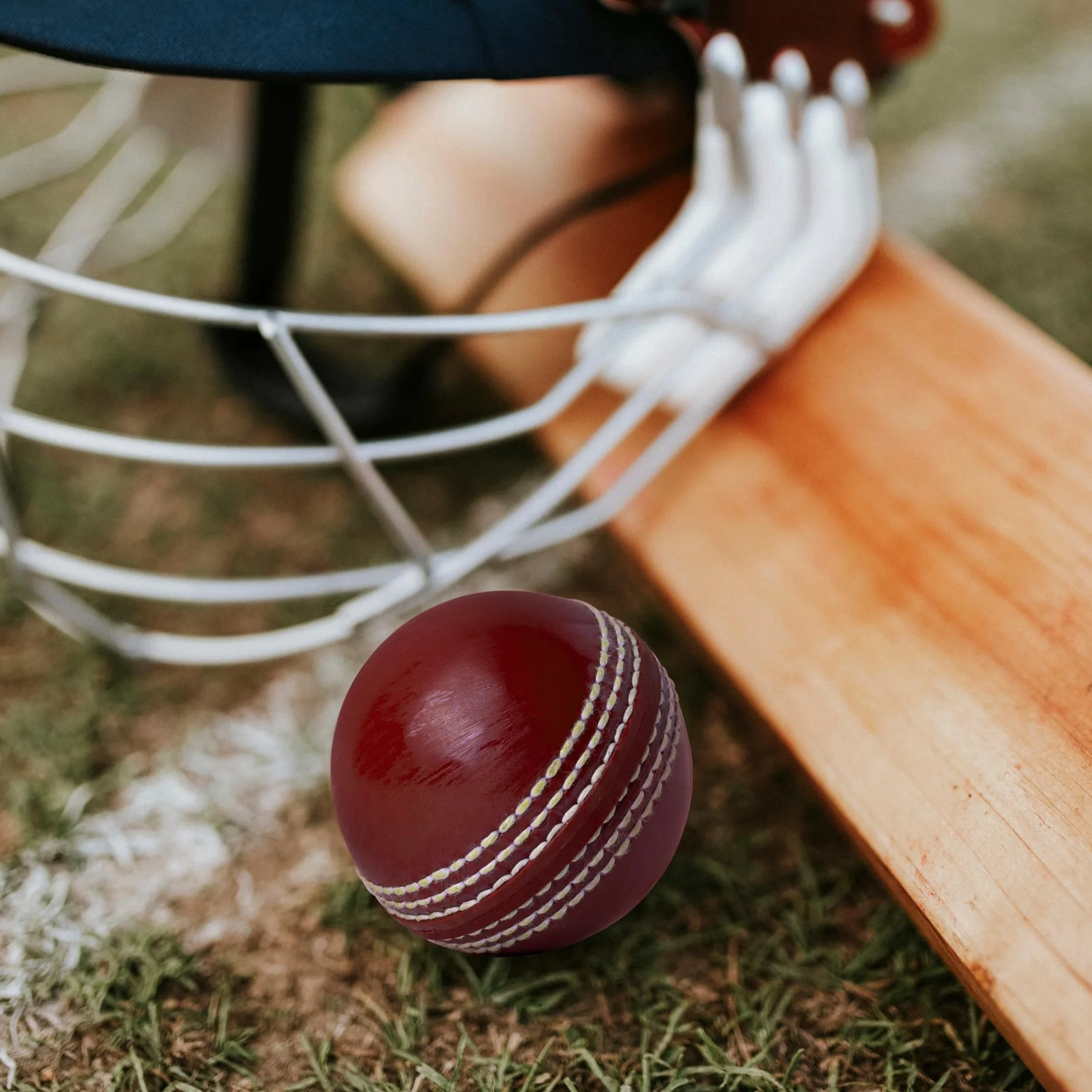 Cricket Ball for Practice and Matches Play Seam Swing Bounce Junior Senior