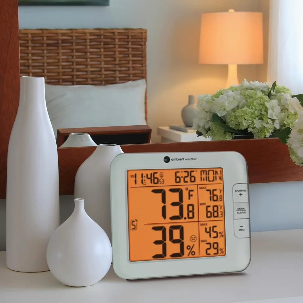 Ambient Weather WS-8482-3107 Estación meteorológica con Control Remoto WiFi de 7 Canales con Temperatura y Humedad Interior/Exterior, Piscina Flotante, SPA y Estanque termómetro