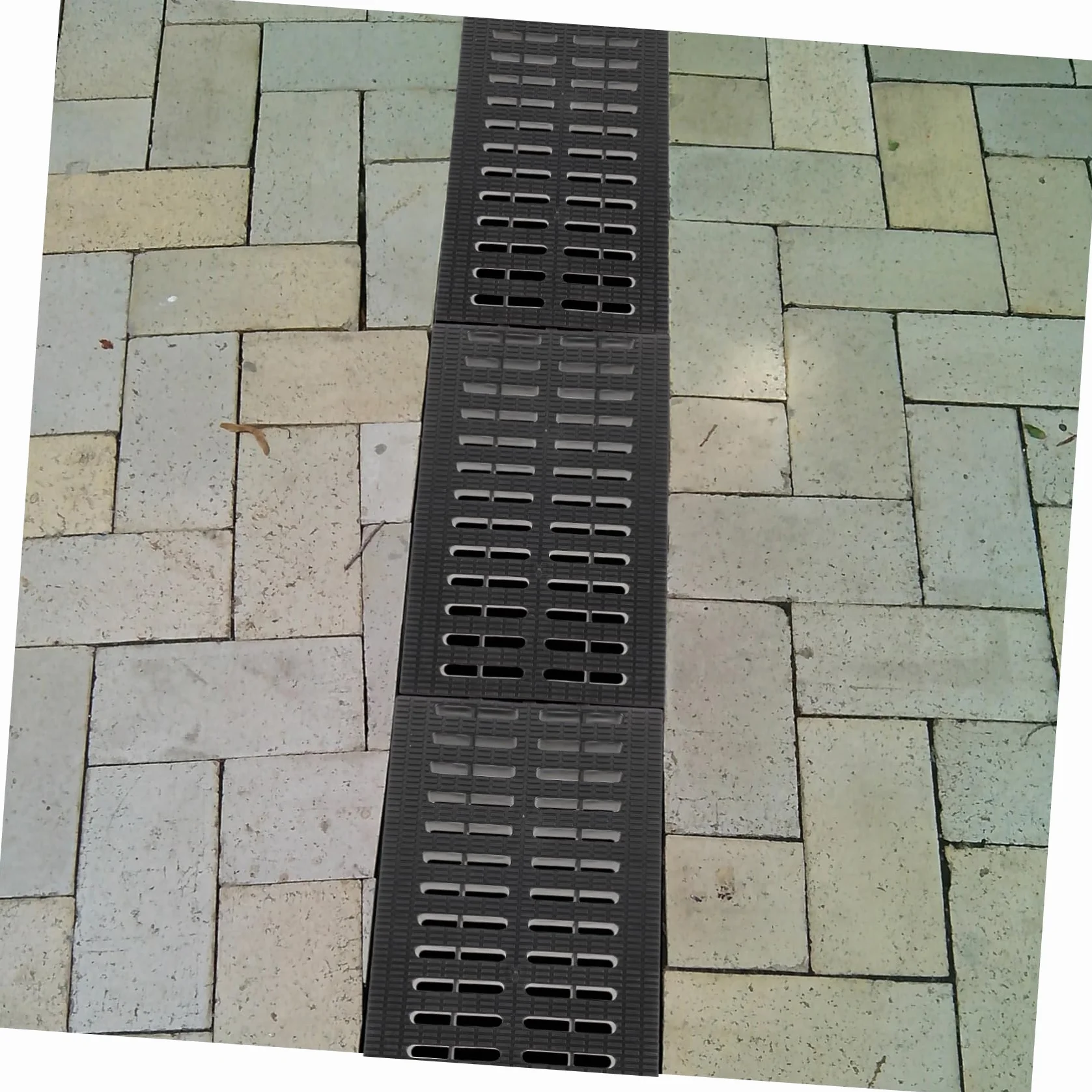 DOITOOL Rejilla De Drenaje De Plástico para Jardín Y Cocina Cubierta De Alcantarilla con Alta Capacidad De Carga Y Fácil Limpieza Ideal para Garajes Patios Y Áreas Exteriores 7.87X7.87X0.87